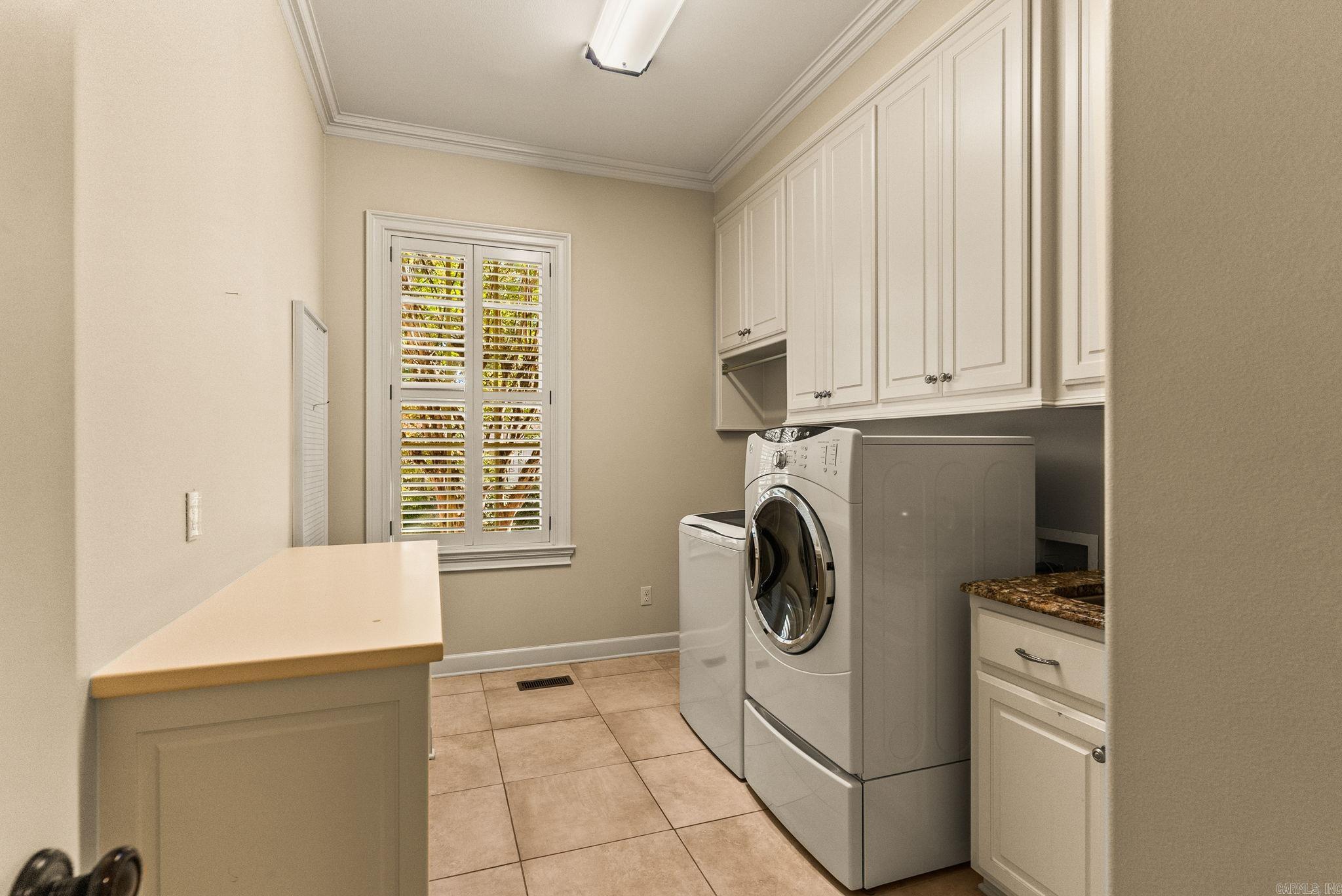 2100 Newton  Little Rock, AR