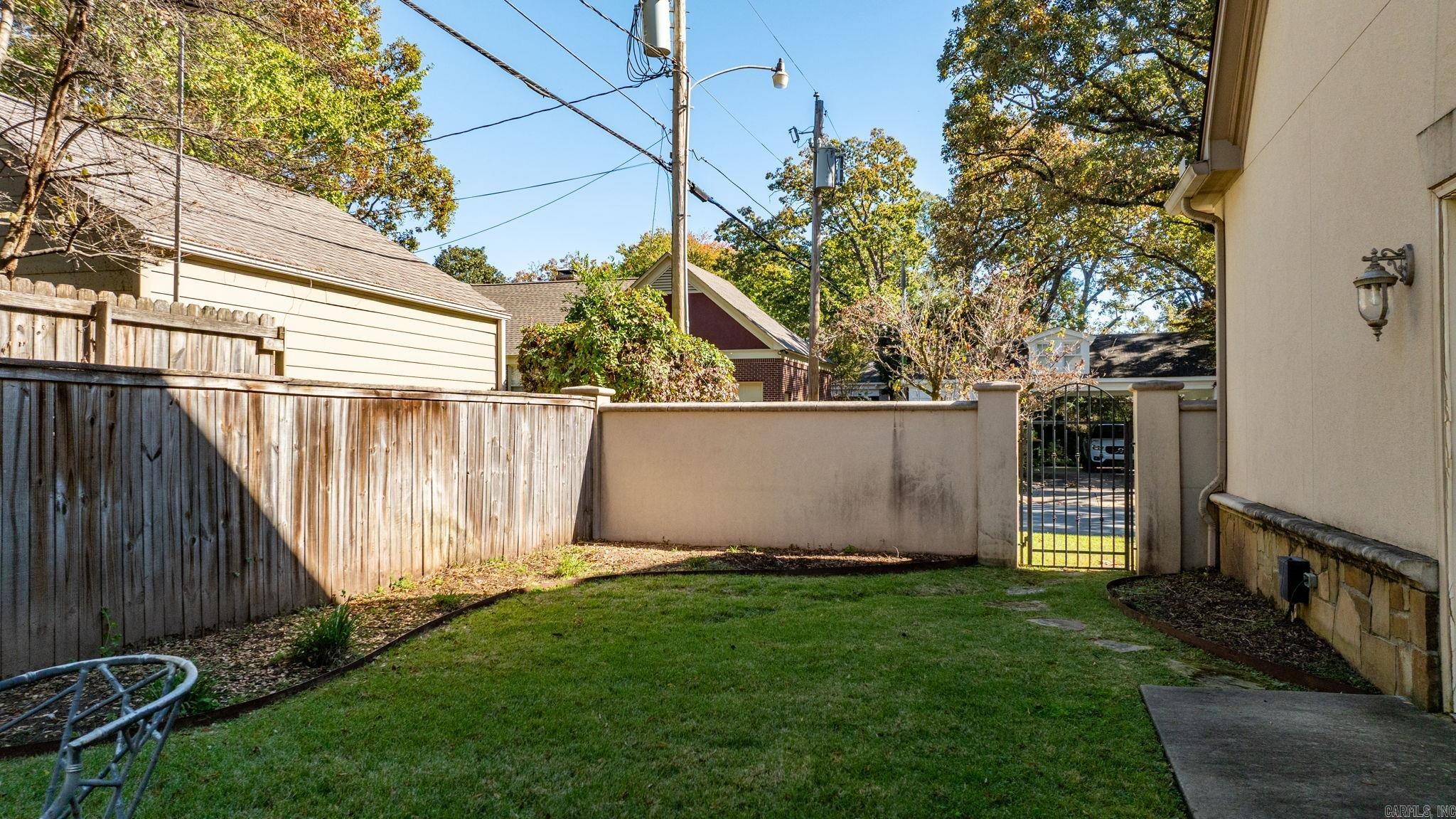 2100 Newton  Little Rock, AR