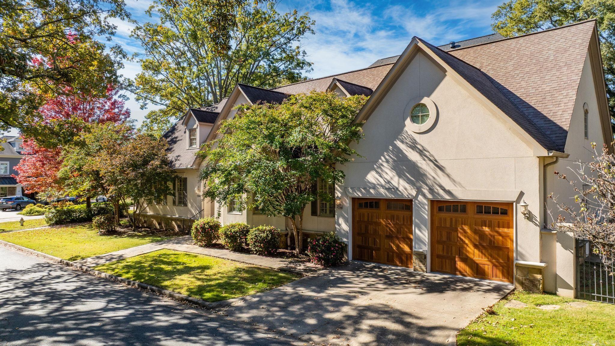 2100 Newton  Little Rock, AR