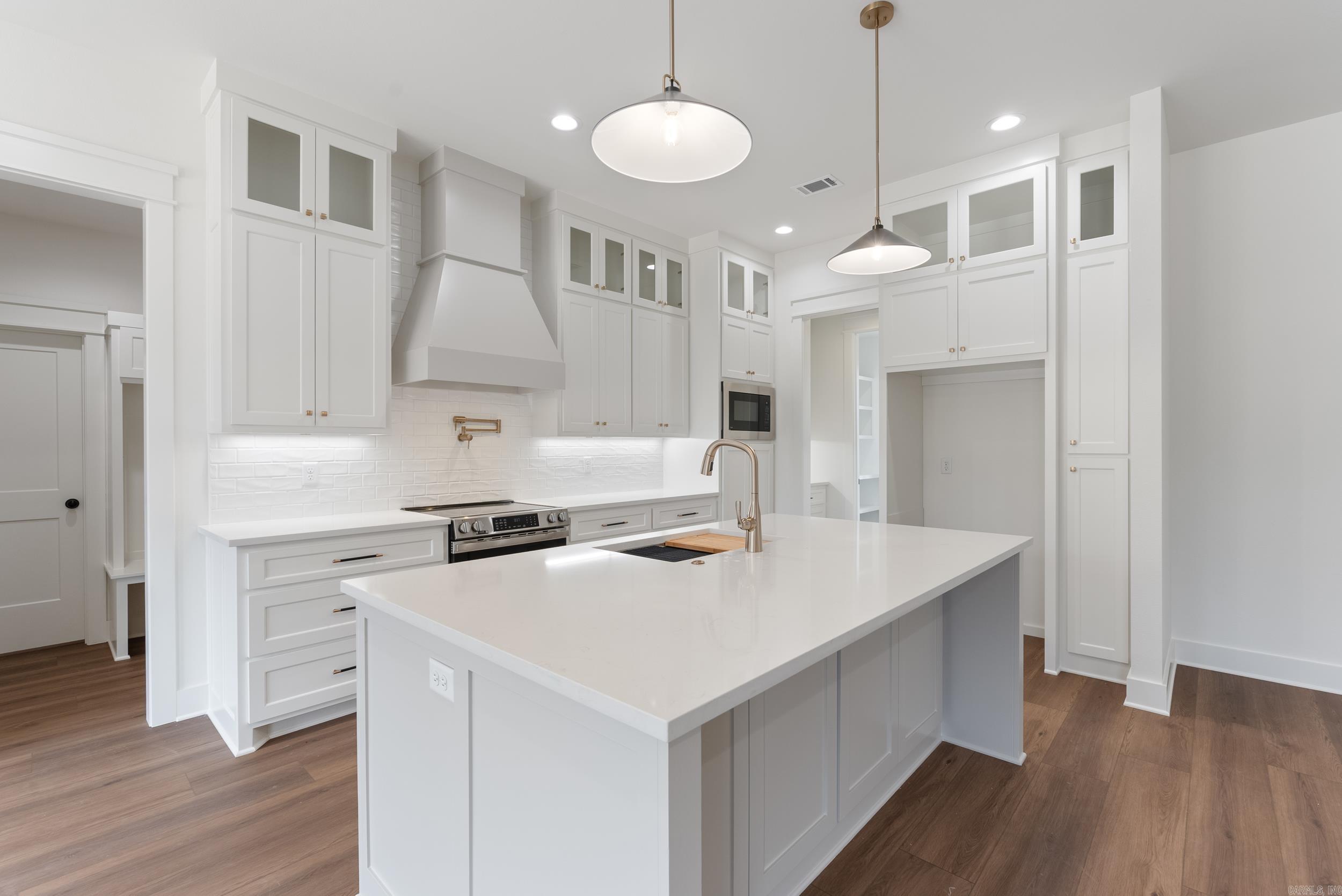 7 Avrey Lane Greenbrier, AR 72058