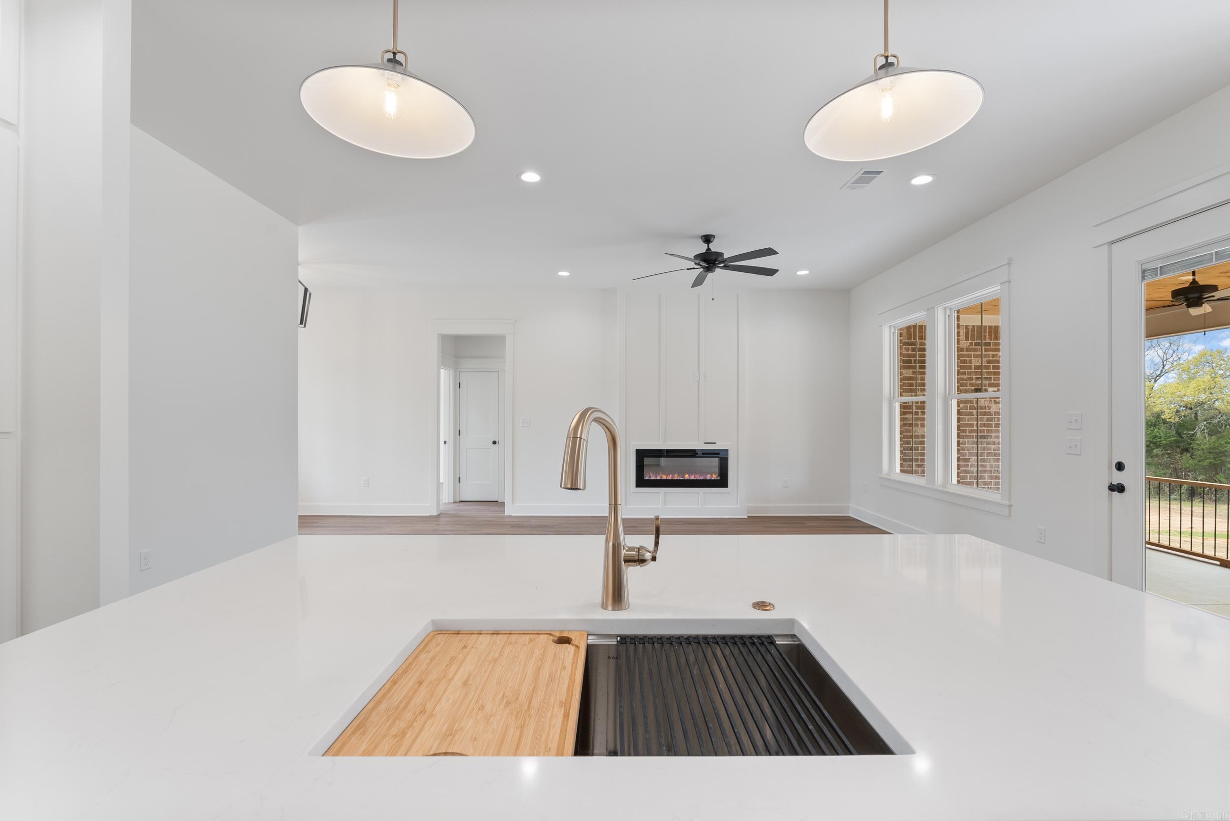 7 Avrey Lane Greenbrier, AR 72058