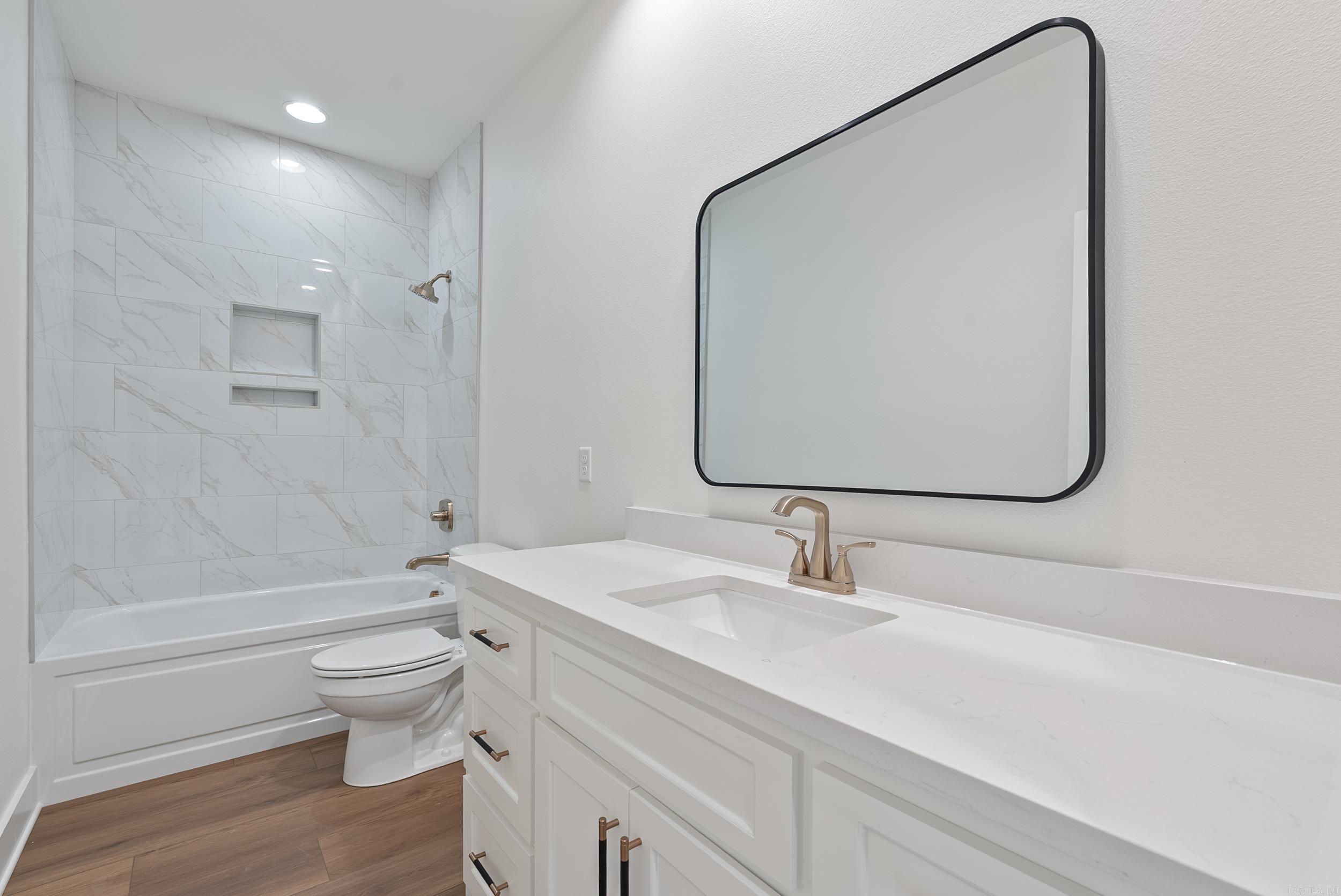 7 Avrey Lane Greenbrier, AR 72058