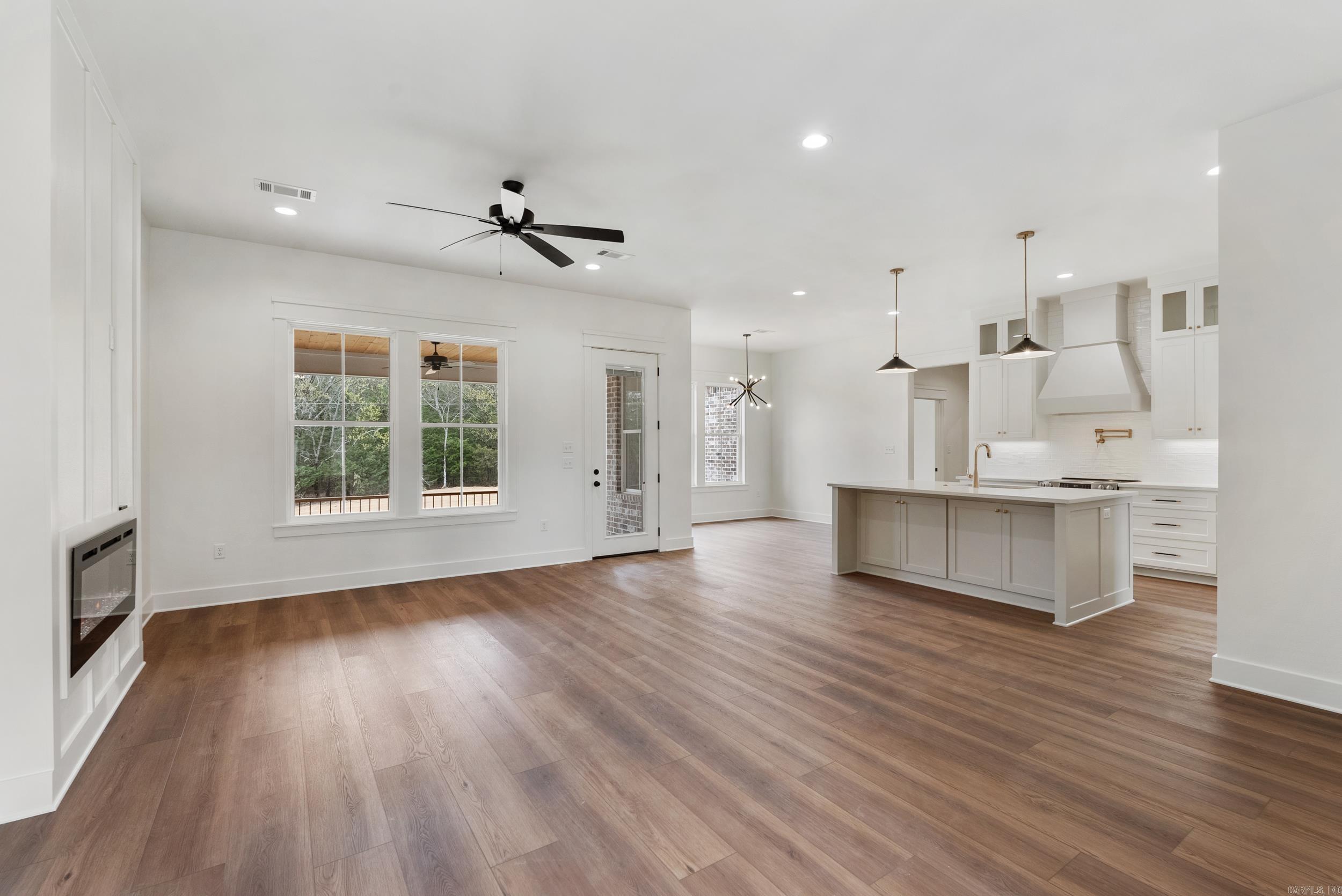 7 Avrey Lane Greenbrier, AR 72058