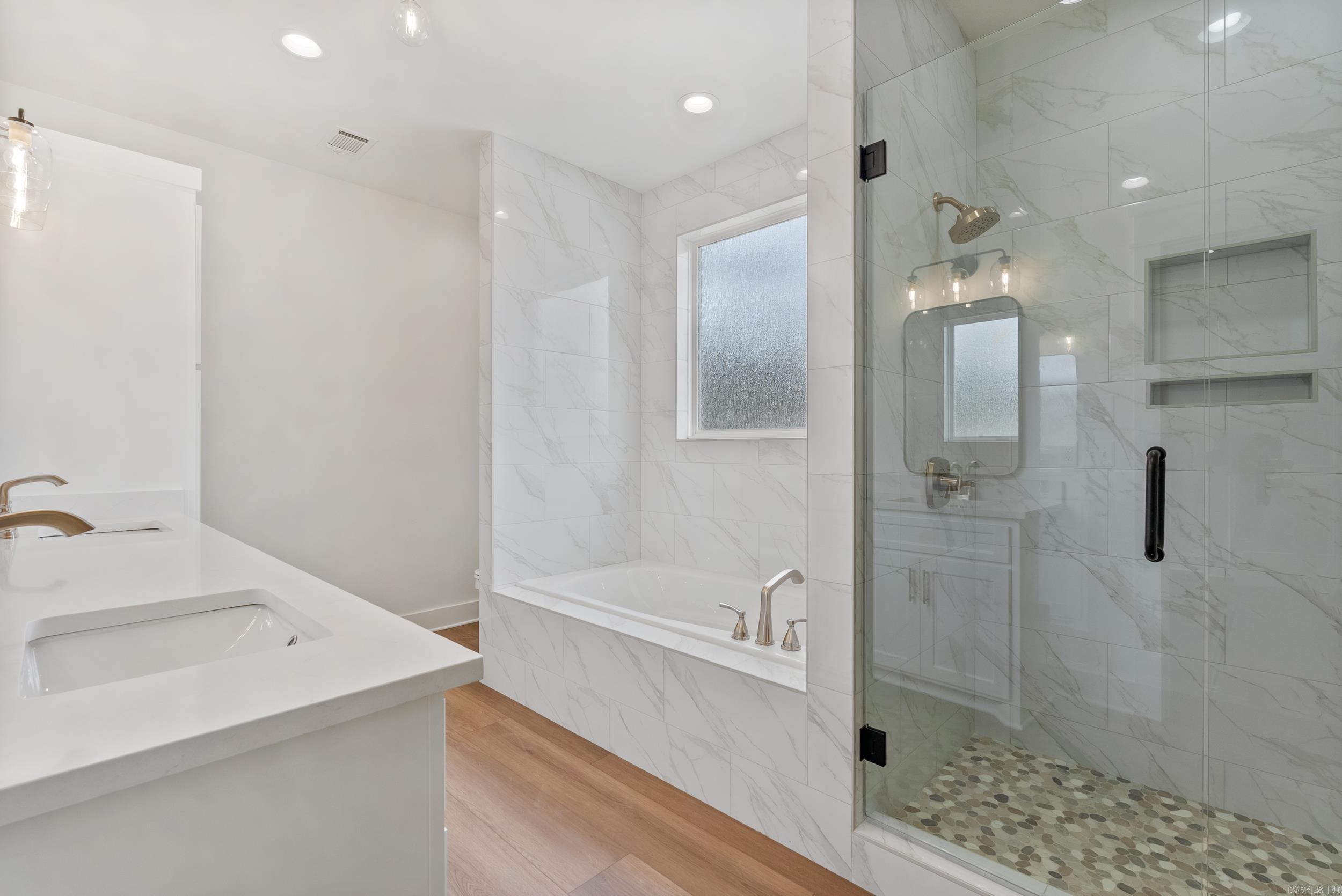 7 Avrey Lane Greenbrier, AR 72058