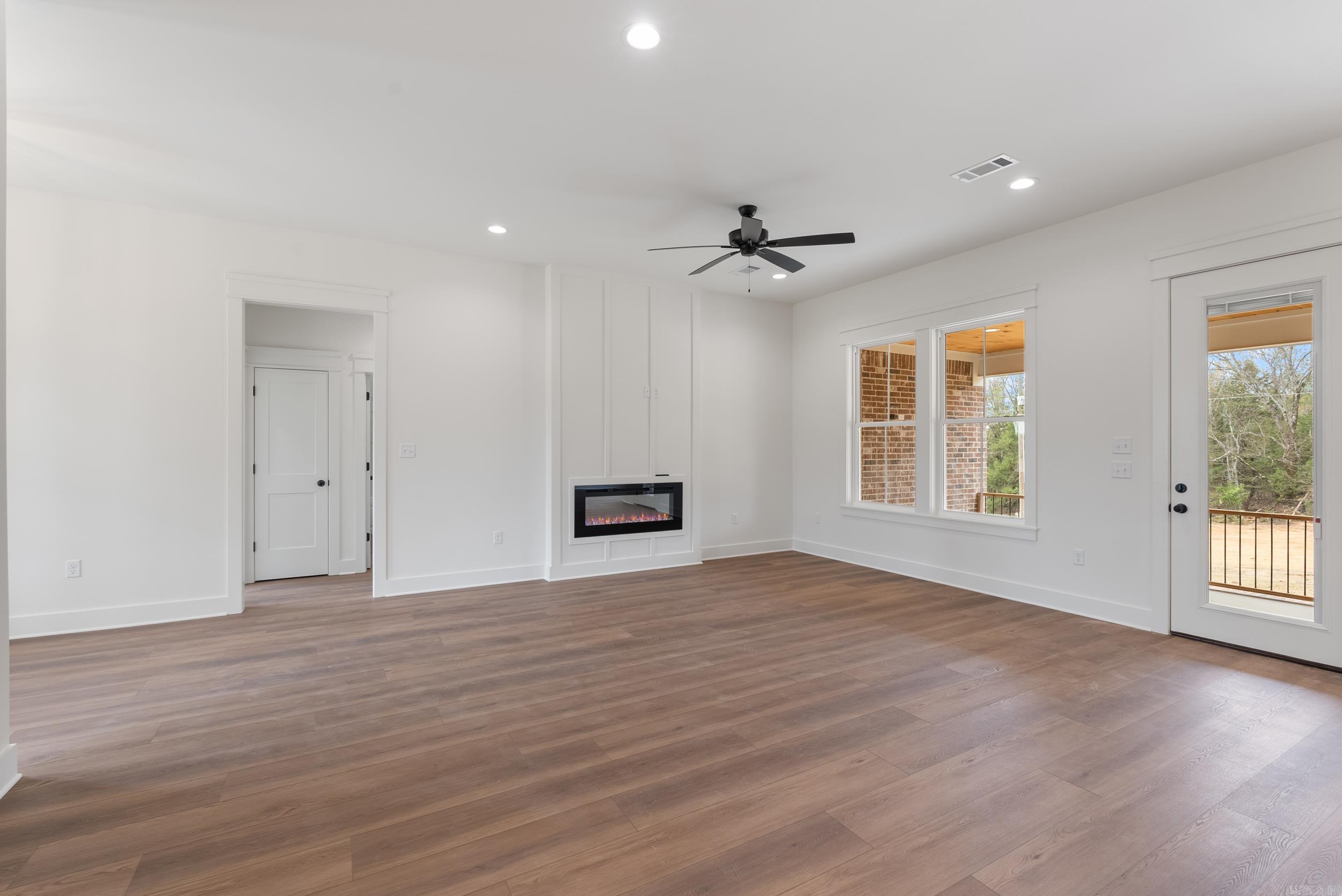 7 Avrey Lane Greenbrier, AR 72058