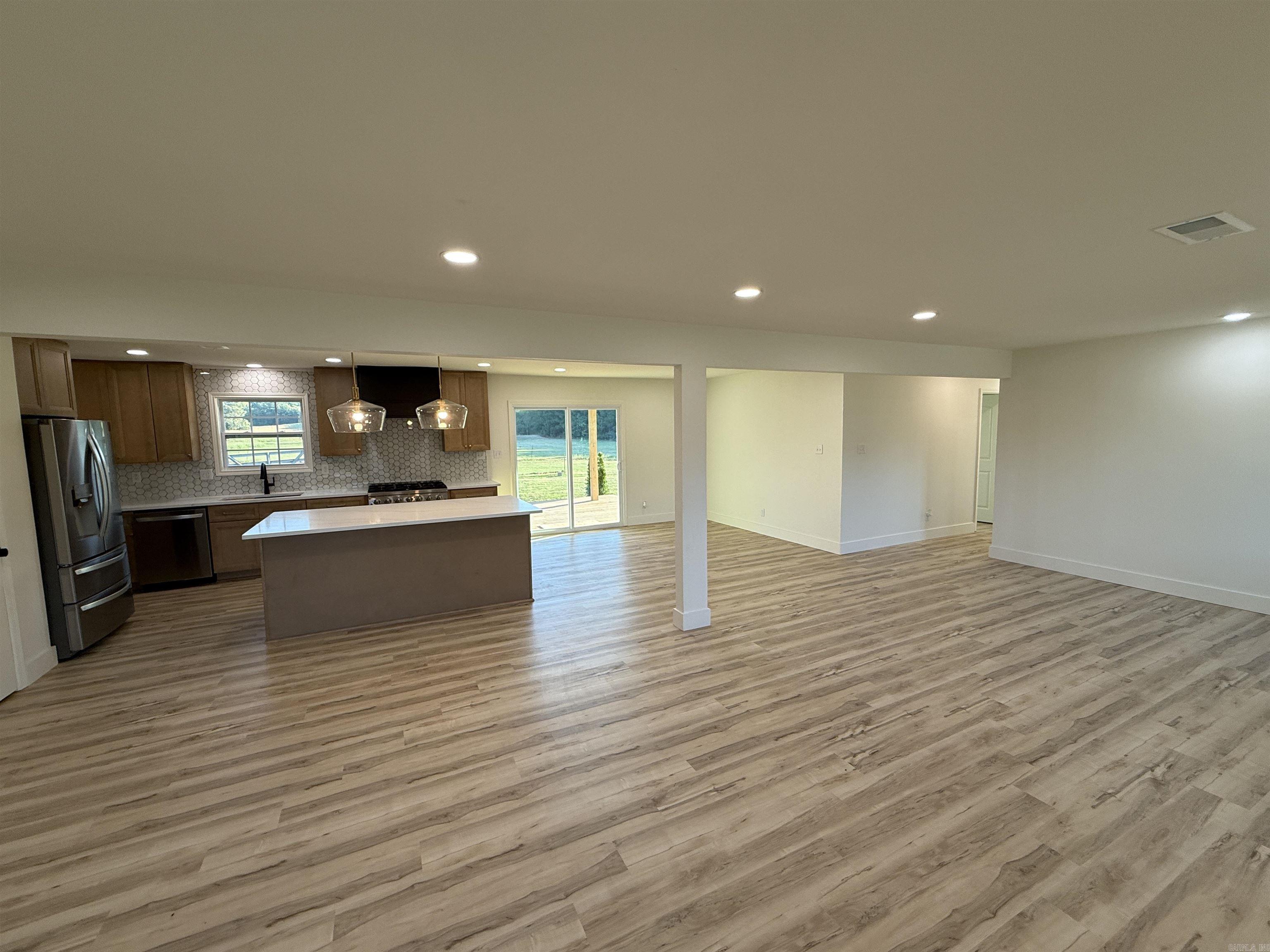 272 Hwy. 31 Romance, AR 72136-0000