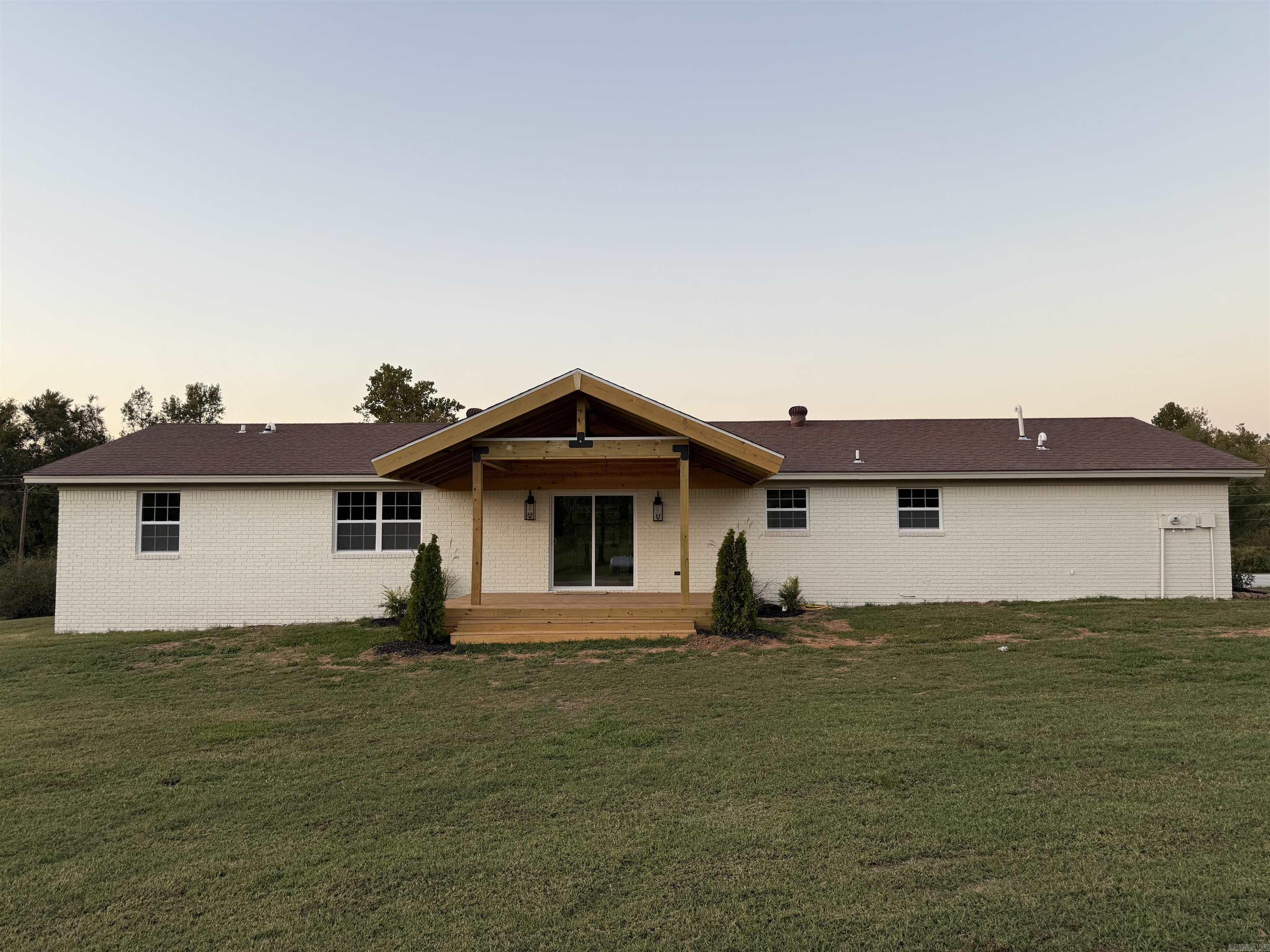 272 Hwy. 31 Romance, AR 72136-0000