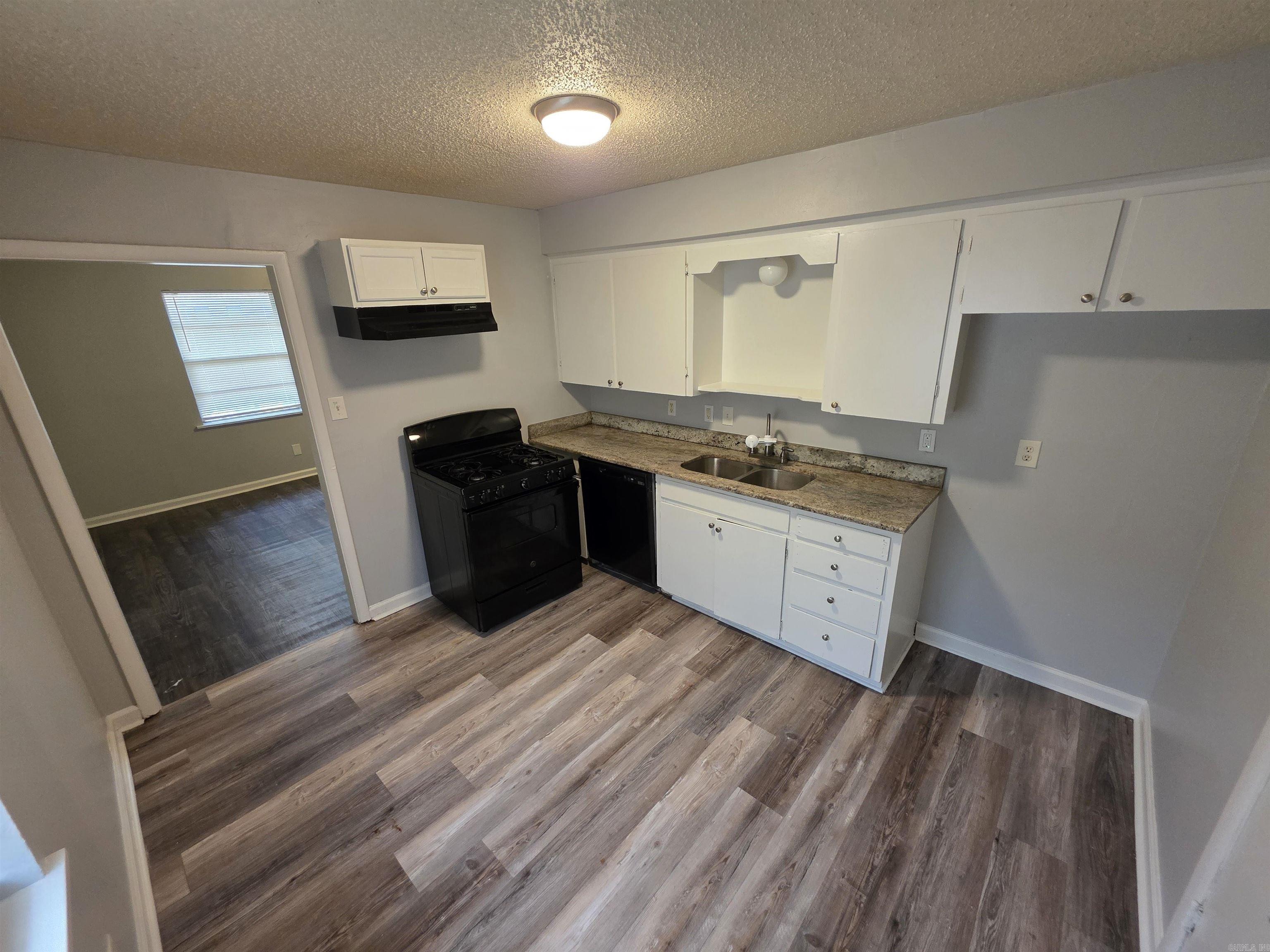 9110 Woodford  Little Rock, AR