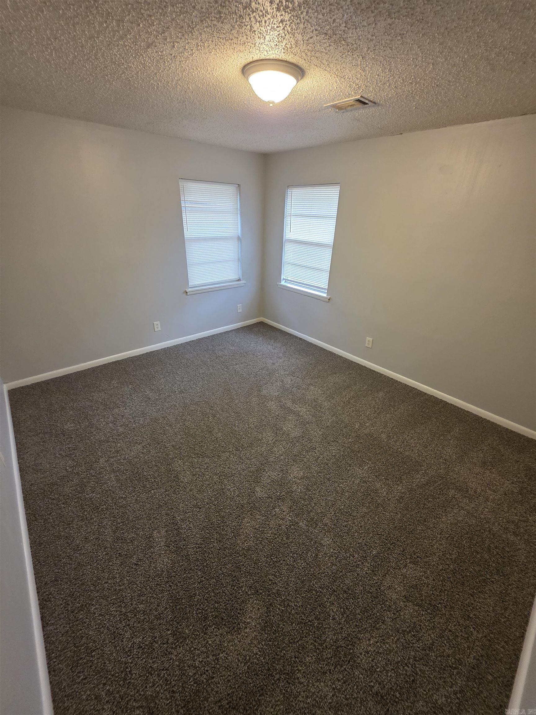 9110 Woodford  Little Rock, AR