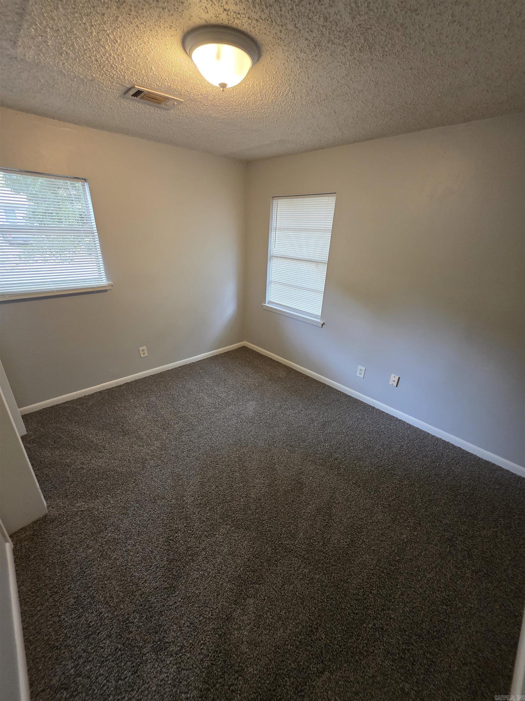 9110 Woodford  Little Rock, AR