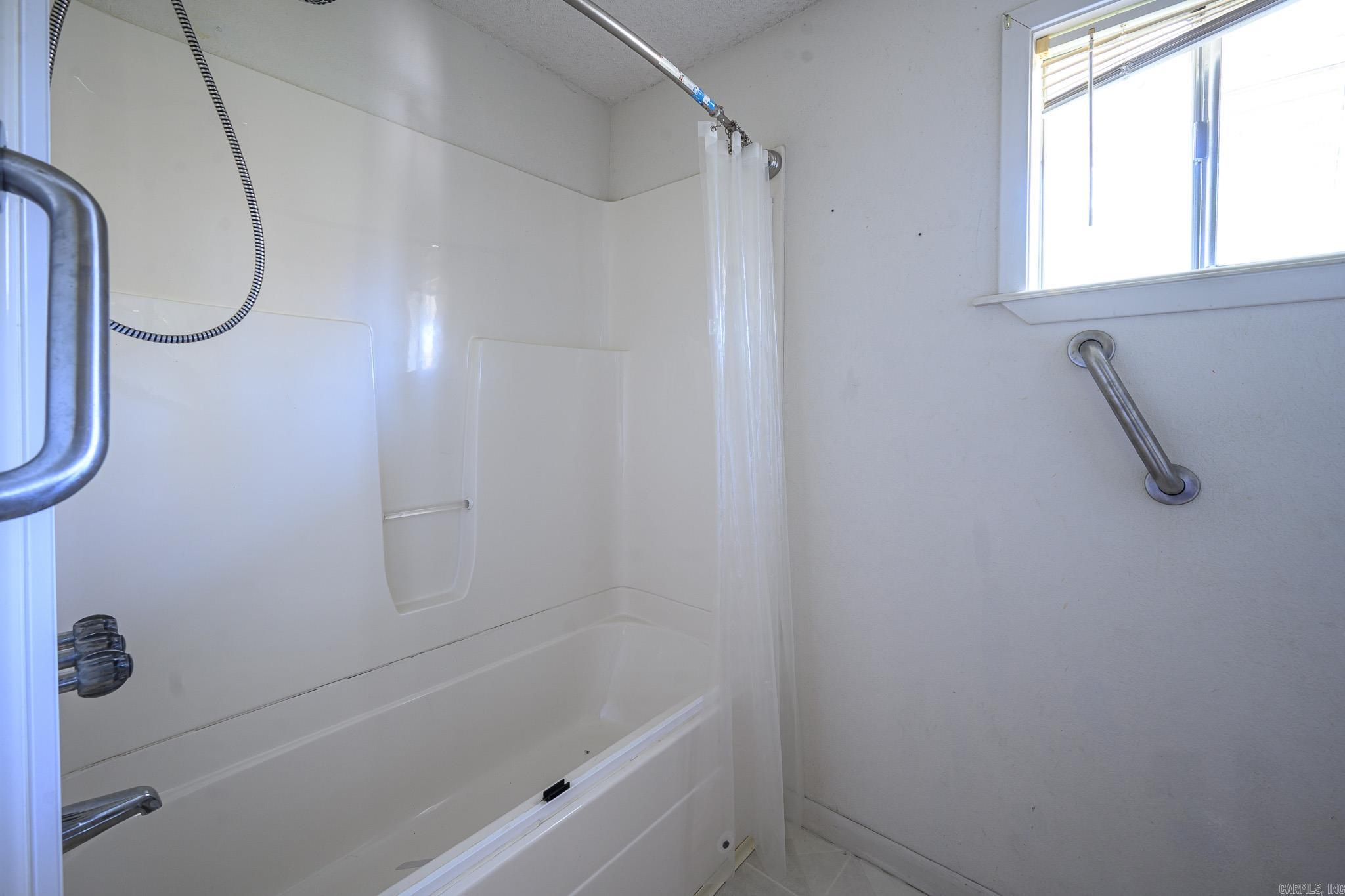 2915 Hwy 88 E Mena, AR 71953