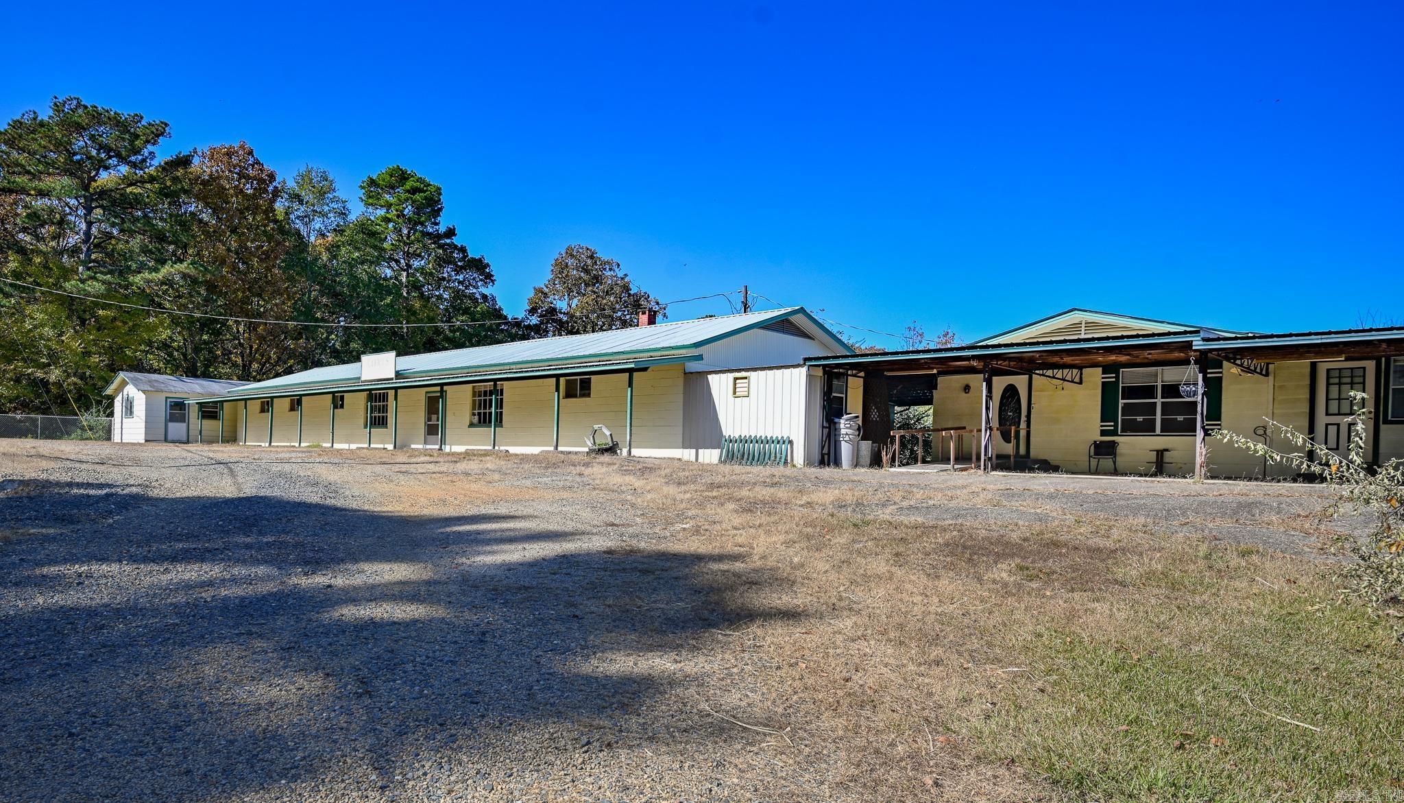 2915 Hwy 88 E  Mena, AR