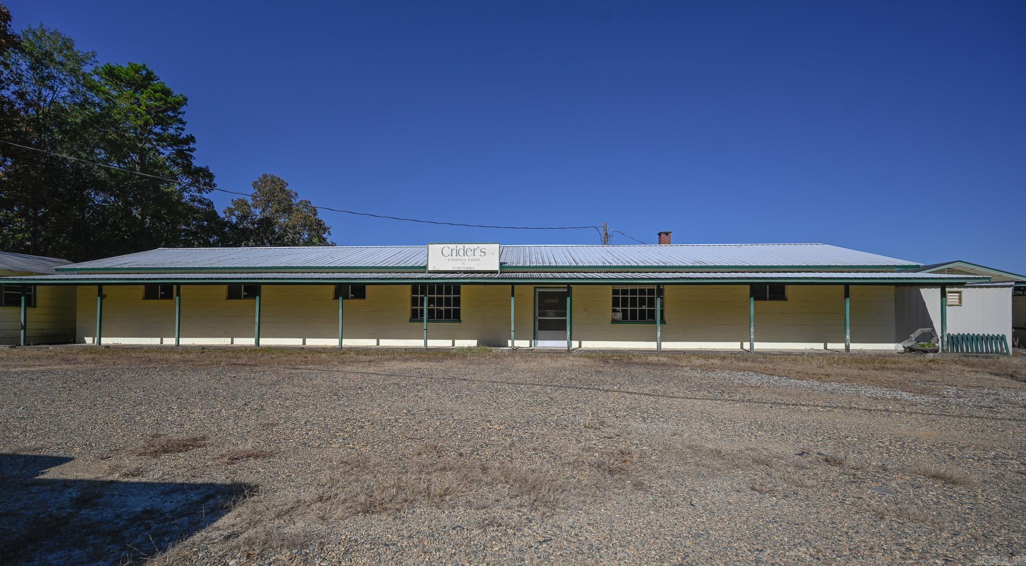 2915 Hwy 88 E  Mena, AR