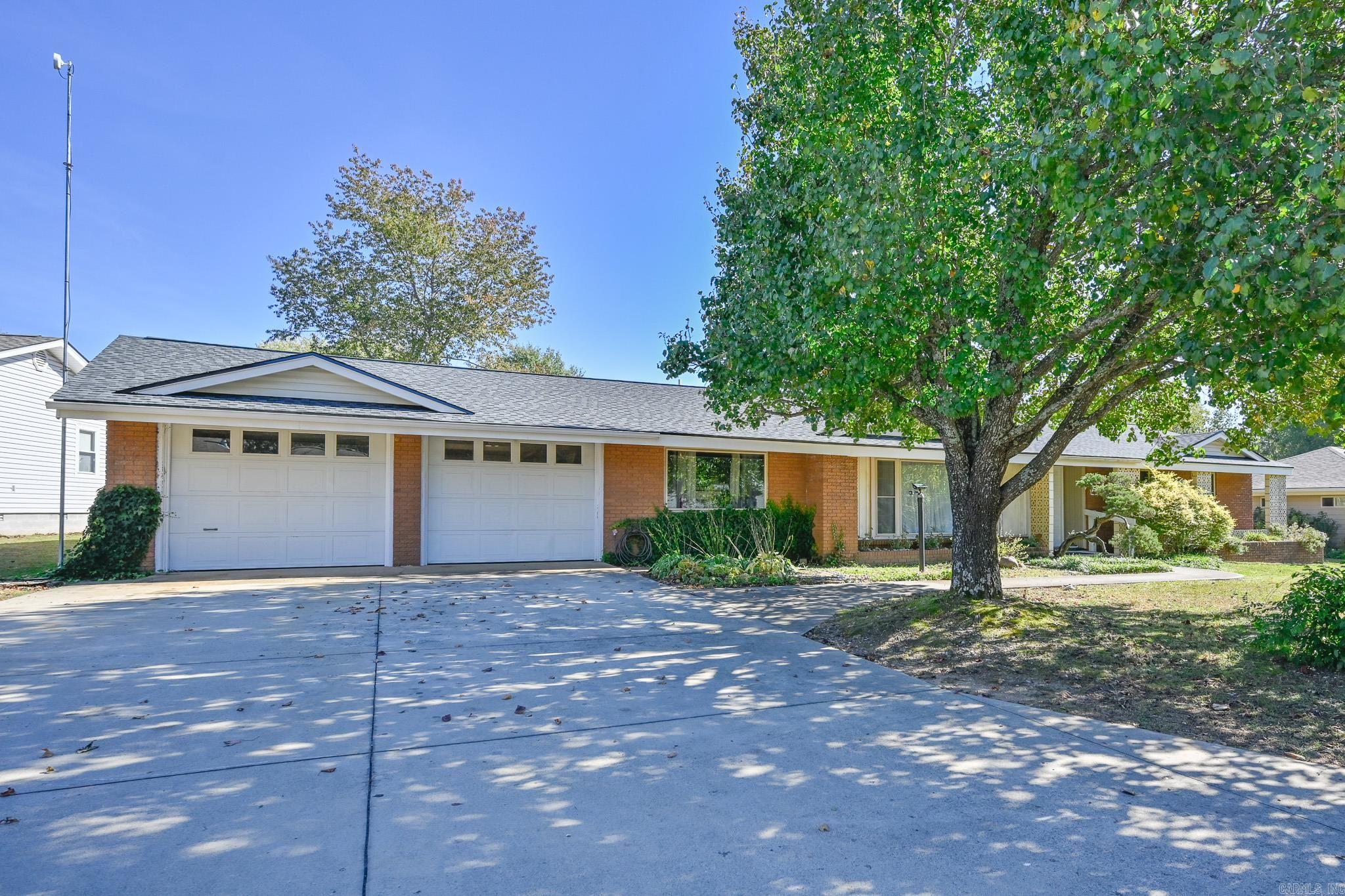 1204 Texas  Mena, AR