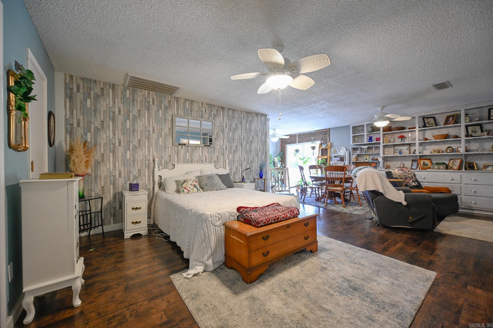 1204 Texas  Mena, AR