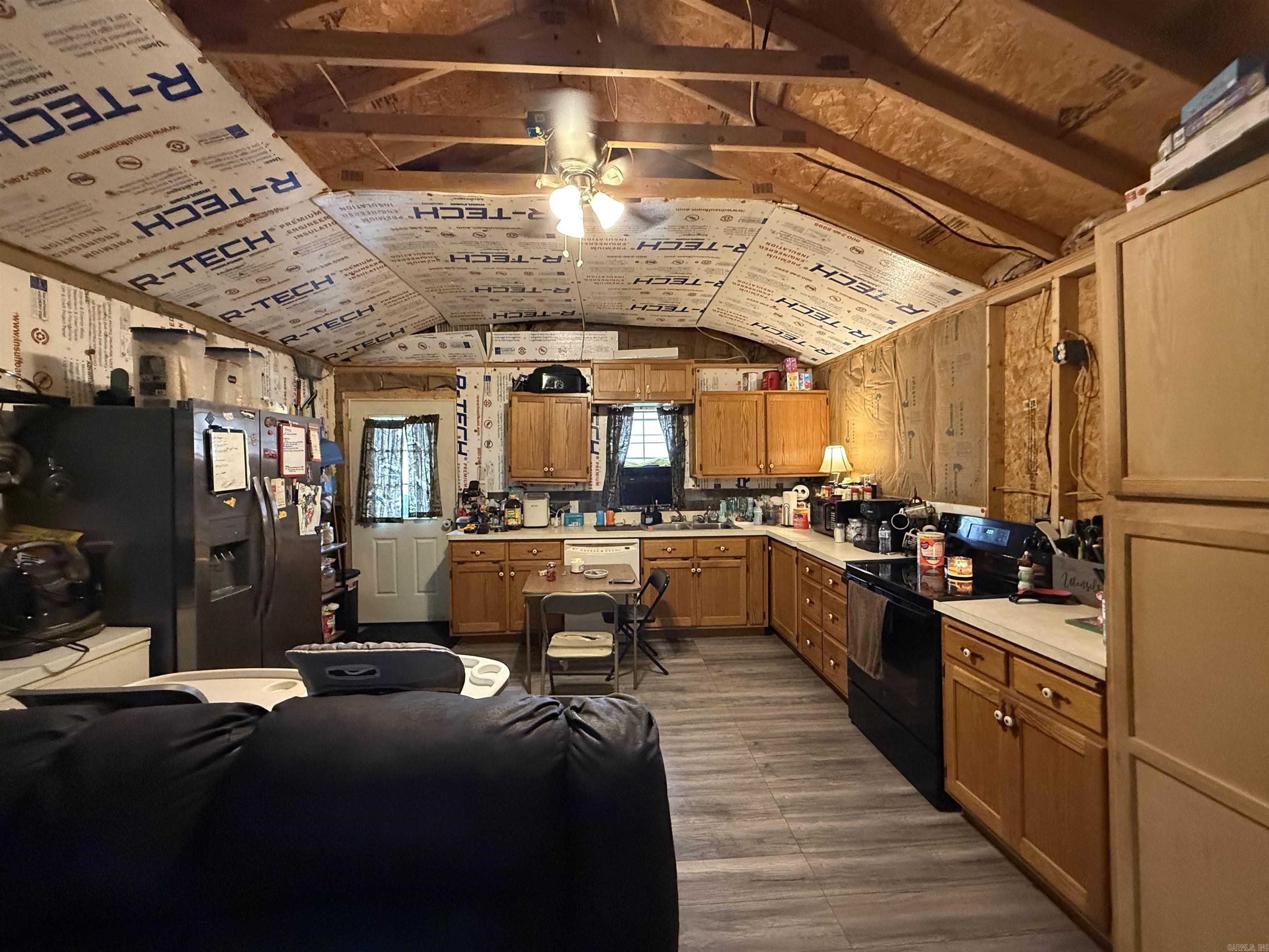 109 CR 227 Calico Rock, AR 72519