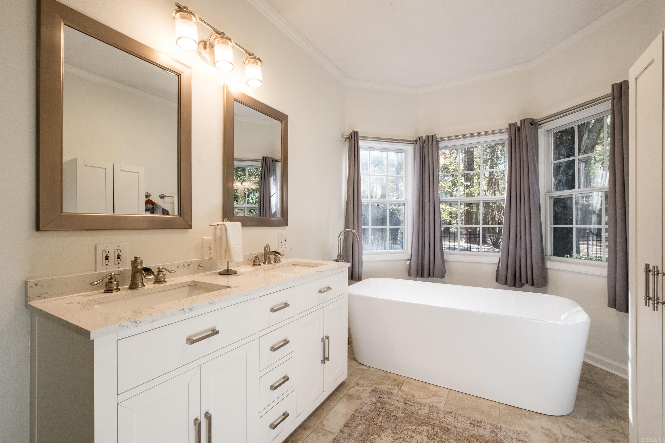 26107 Highway 300 Roland, AR 72135