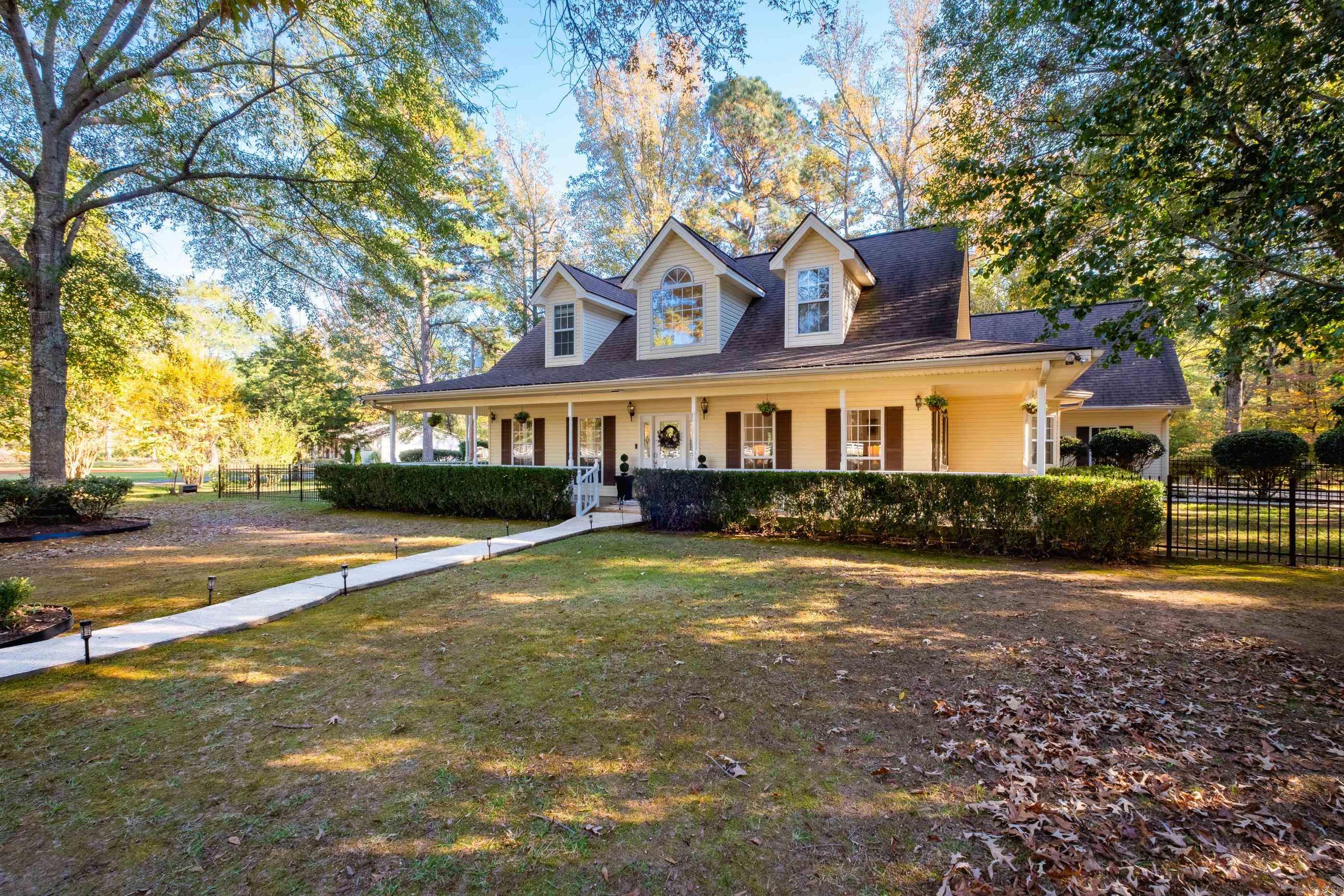 26107 Highway 300 Roland, AR 72135