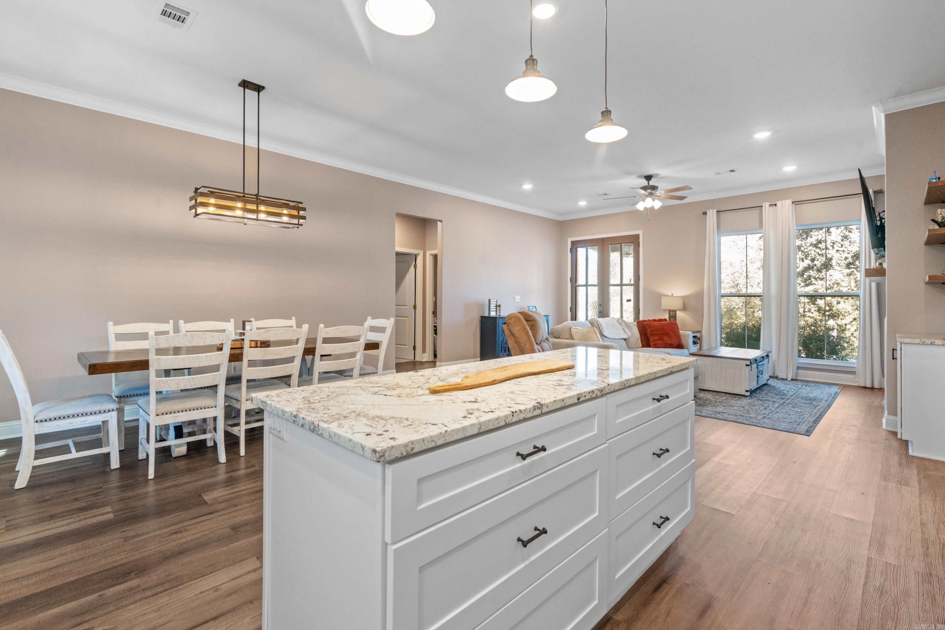 131 Wildwood Forest  Hot Springs, AR