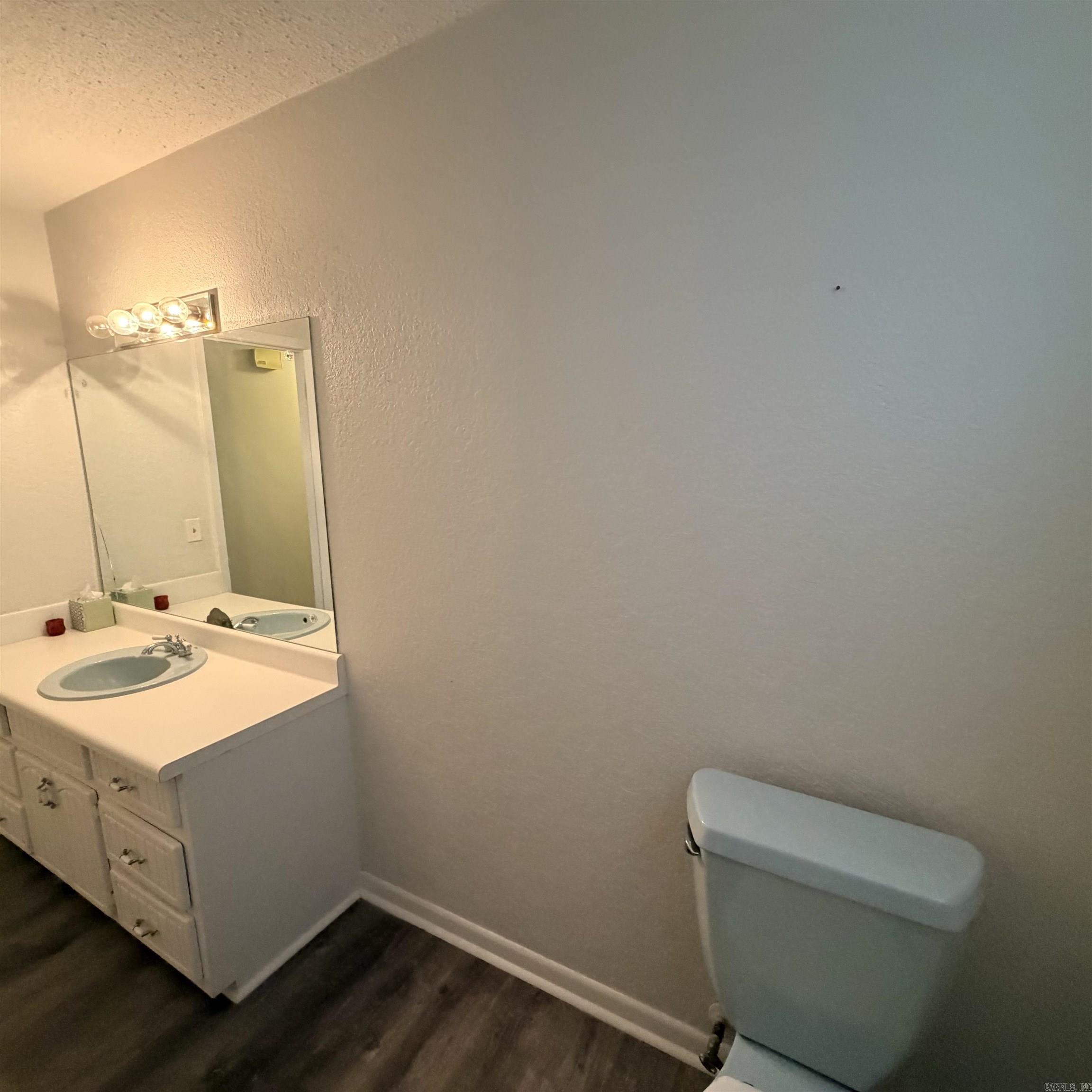 728 N 5th Avenue Piggott, AR 72454