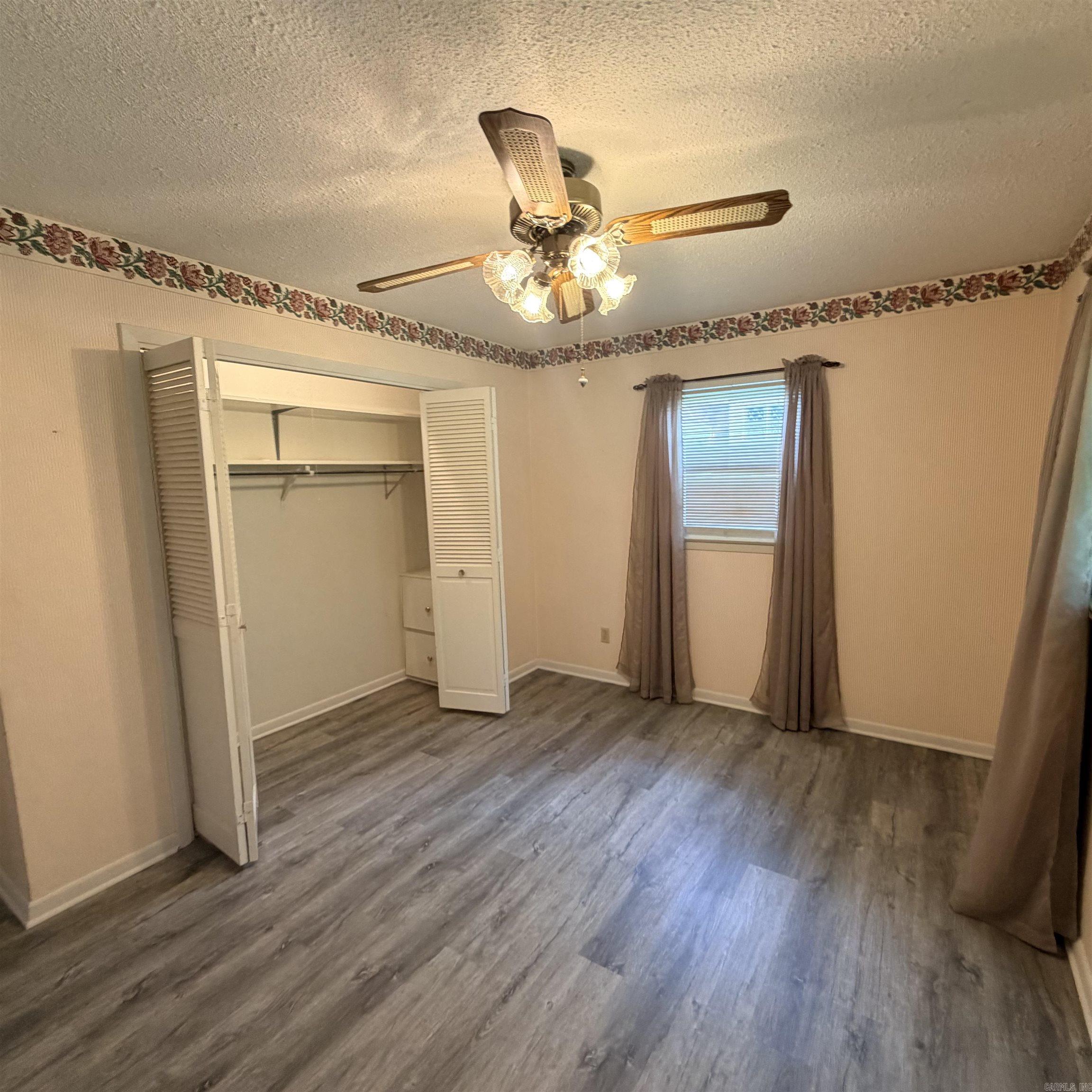 728 N 5th Avenue Piggott, AR 72454