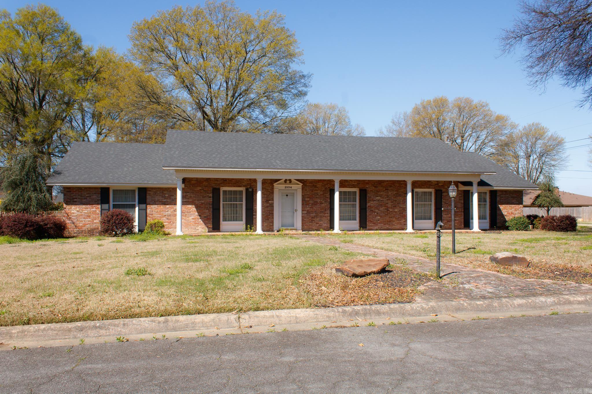 2104 Weidner Street Stuttgart, AR 72160-0000