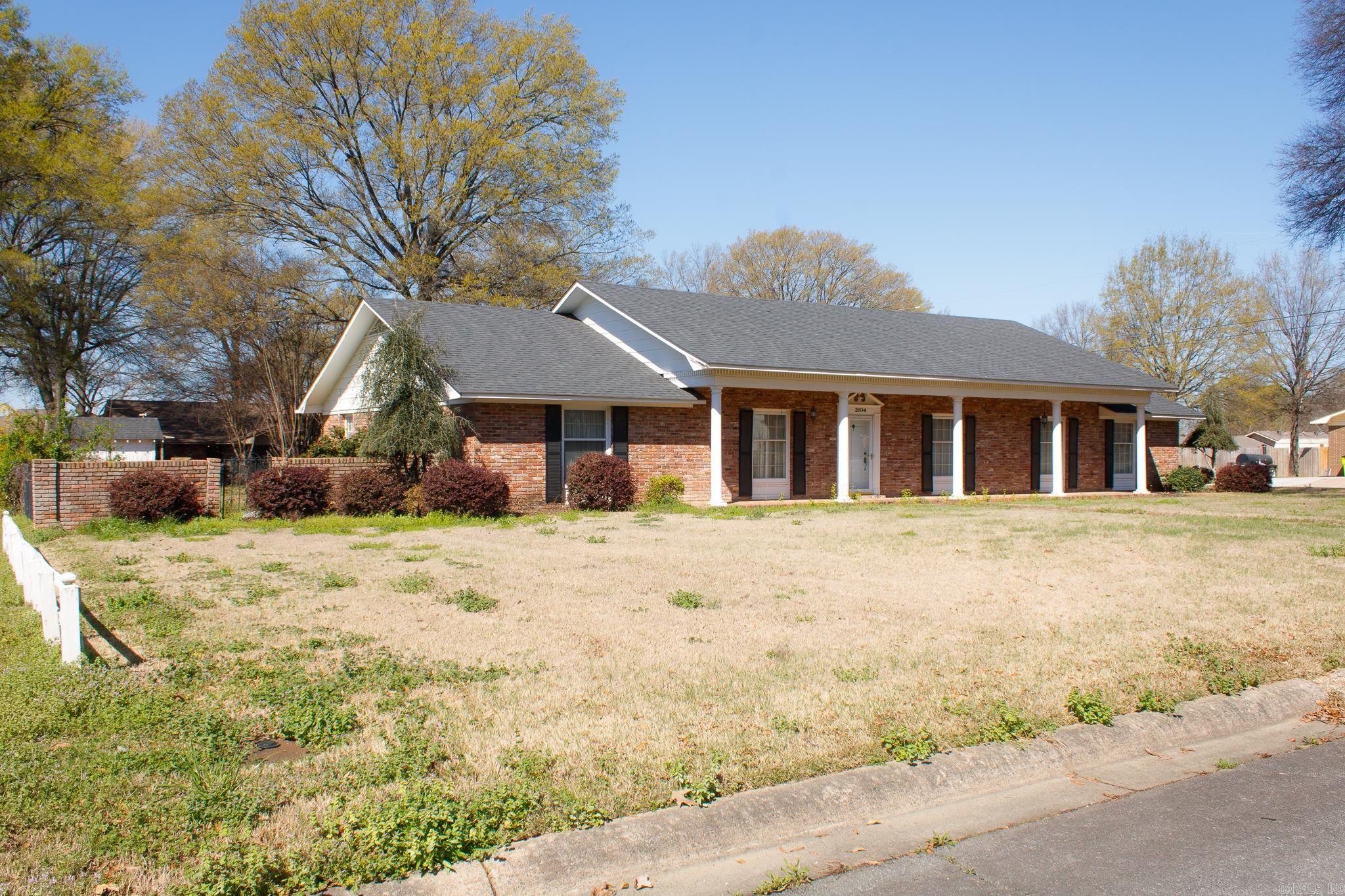 2104 Weidner Street Stuttgart, AR 72160-0000