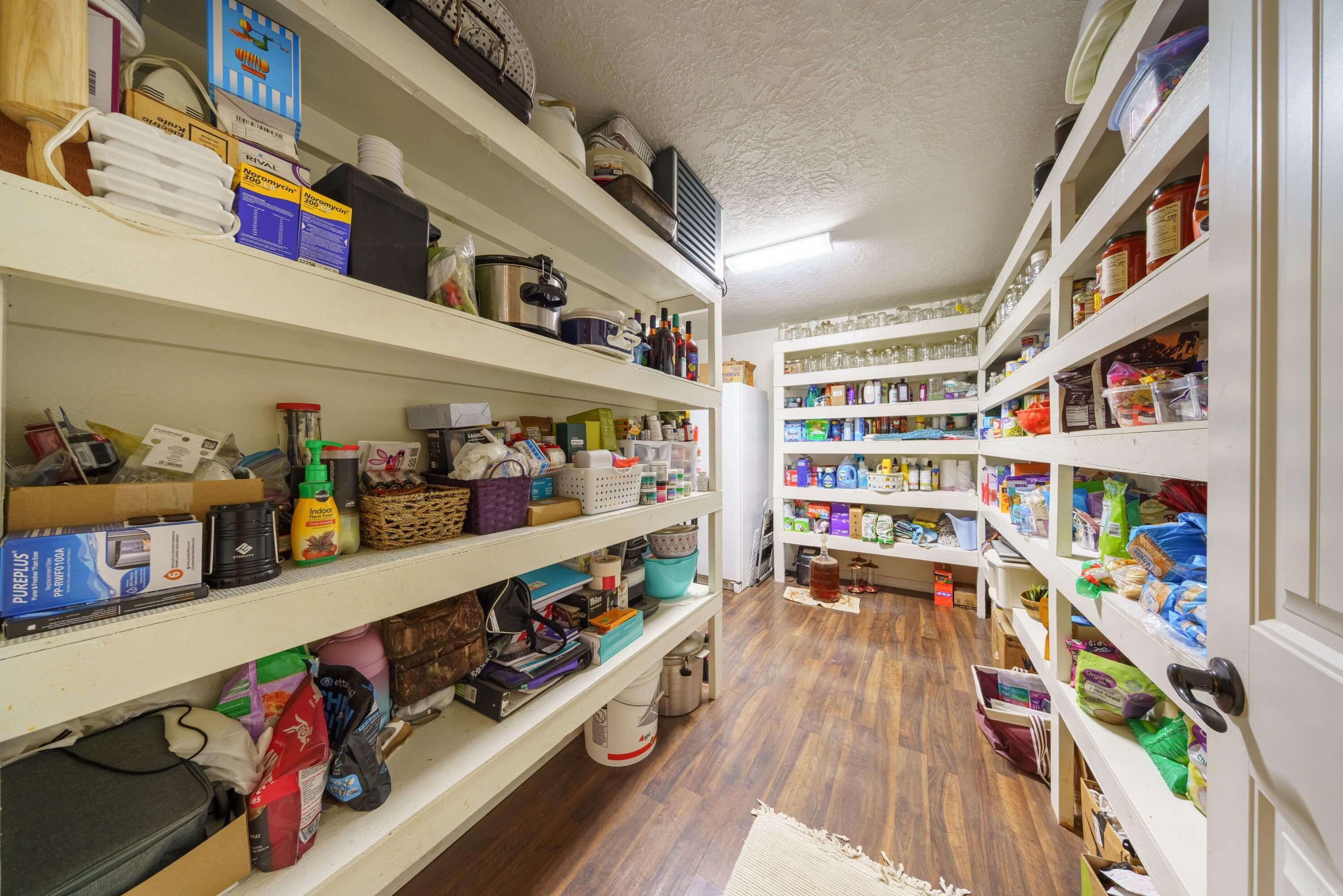 207 Earl Rd Evening Shade, AR 72532