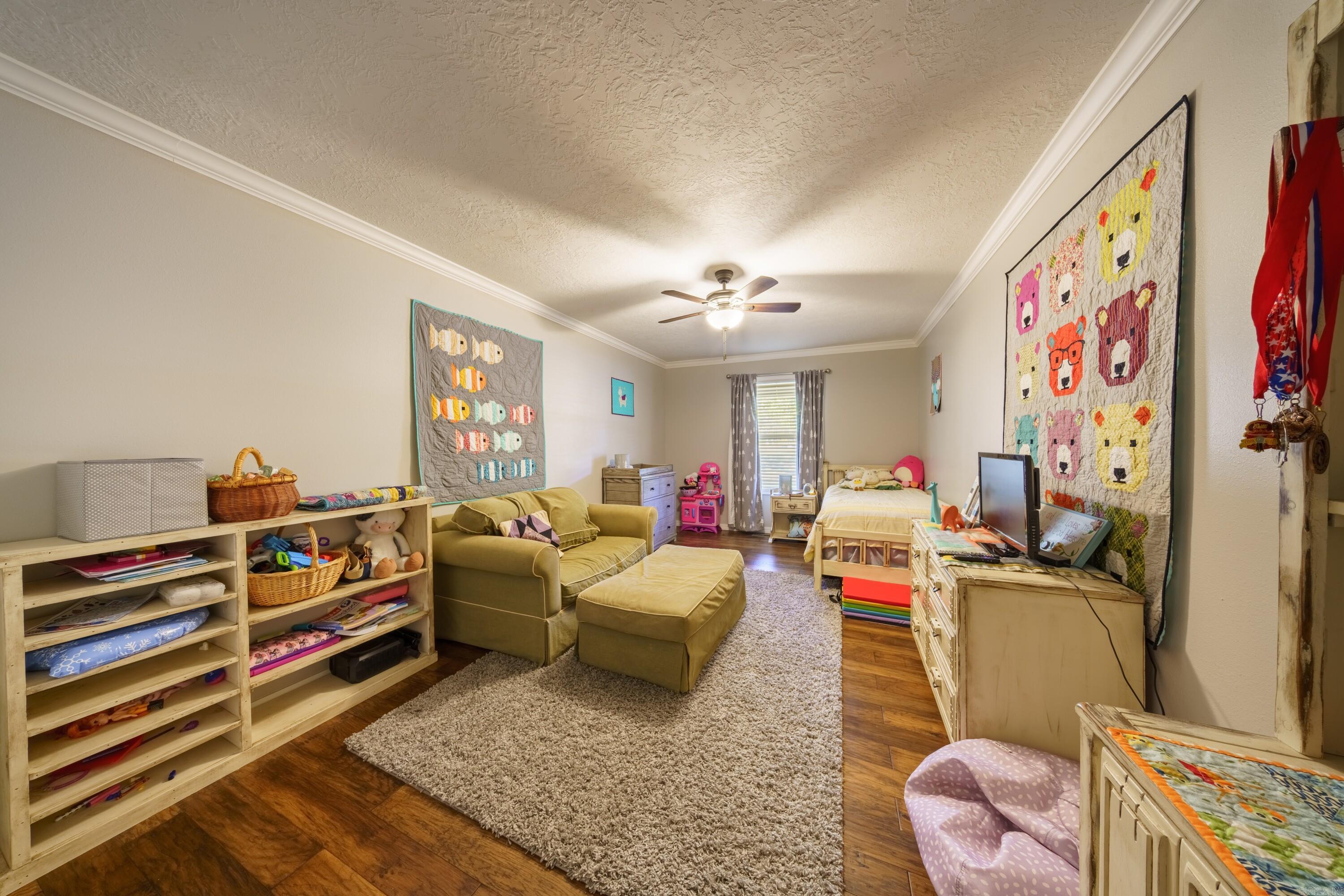 207 Earl Rd Evening Shade, AR 72532