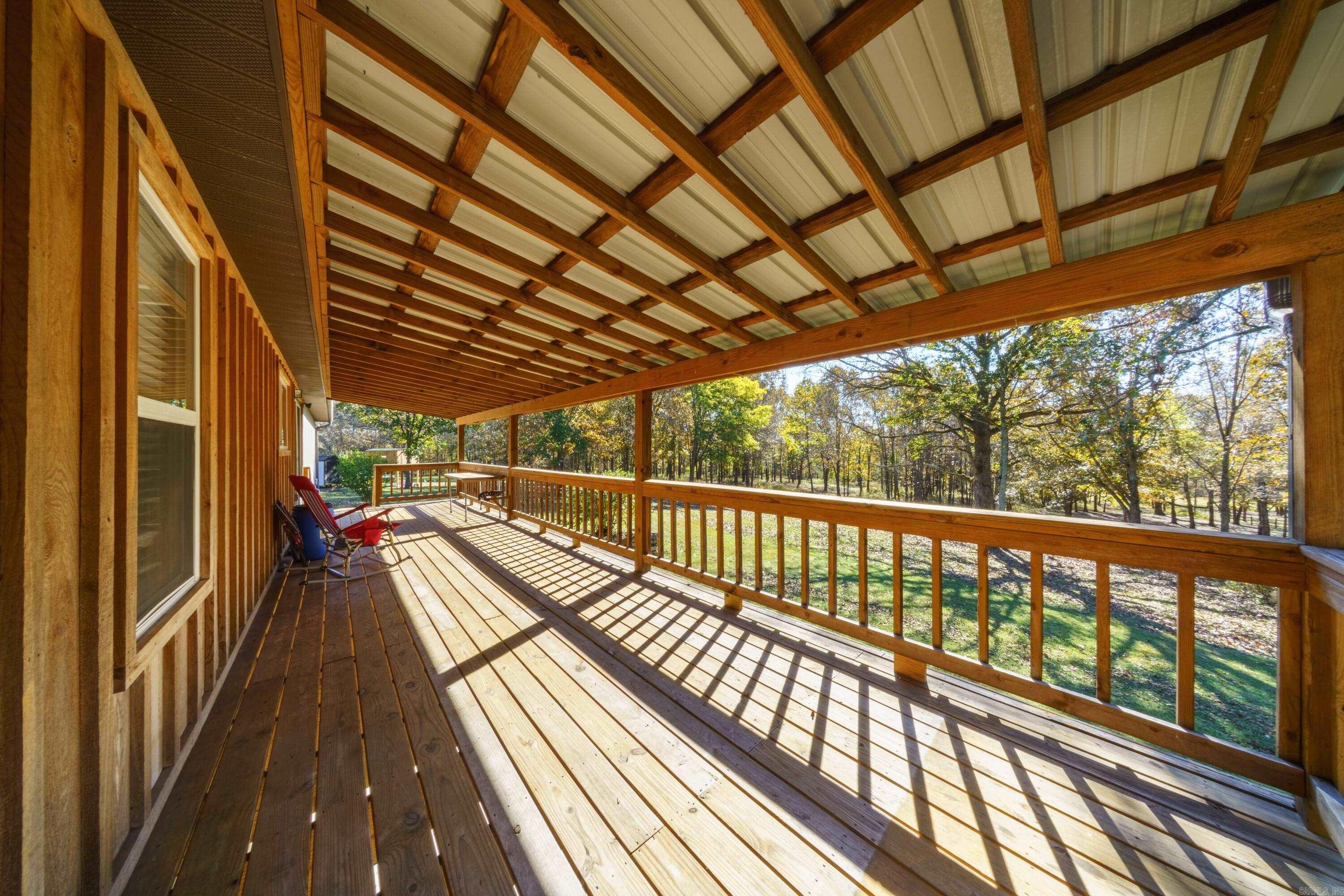 207 Earl Rd Evening Shade, AR 72532