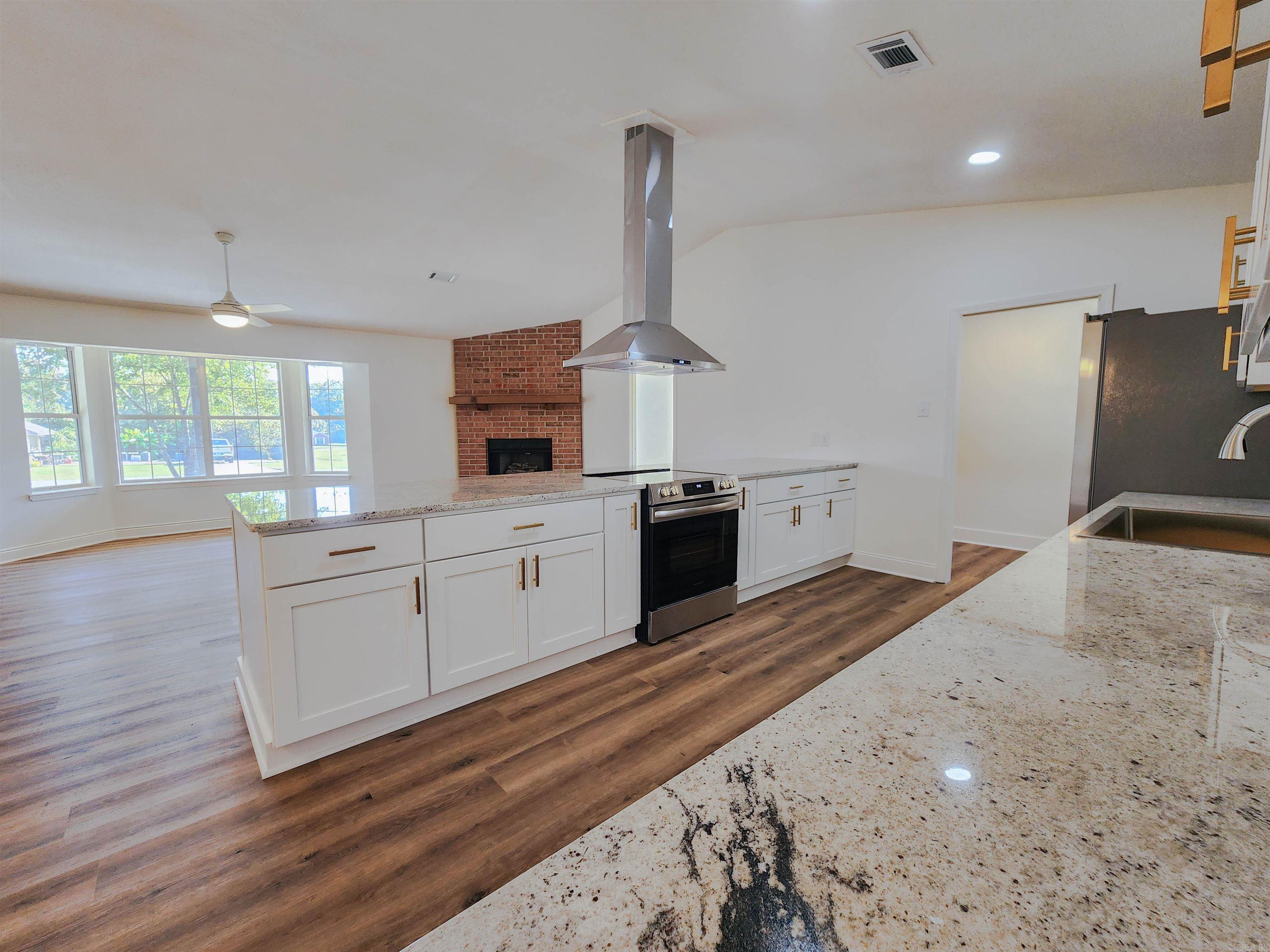 40 Haley Circle Conway, AR 72032