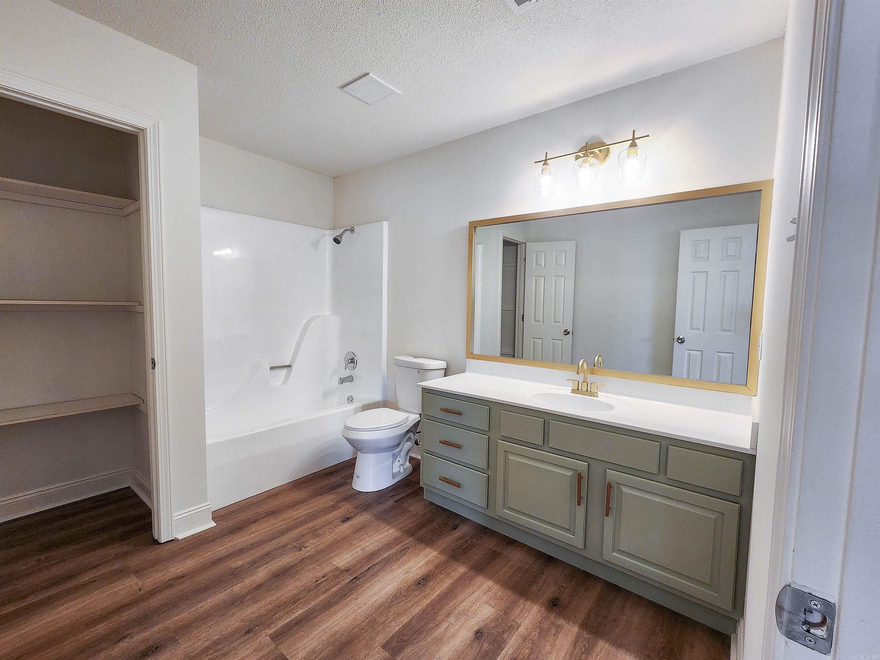 40 Haley Circle Conway, AR 72032