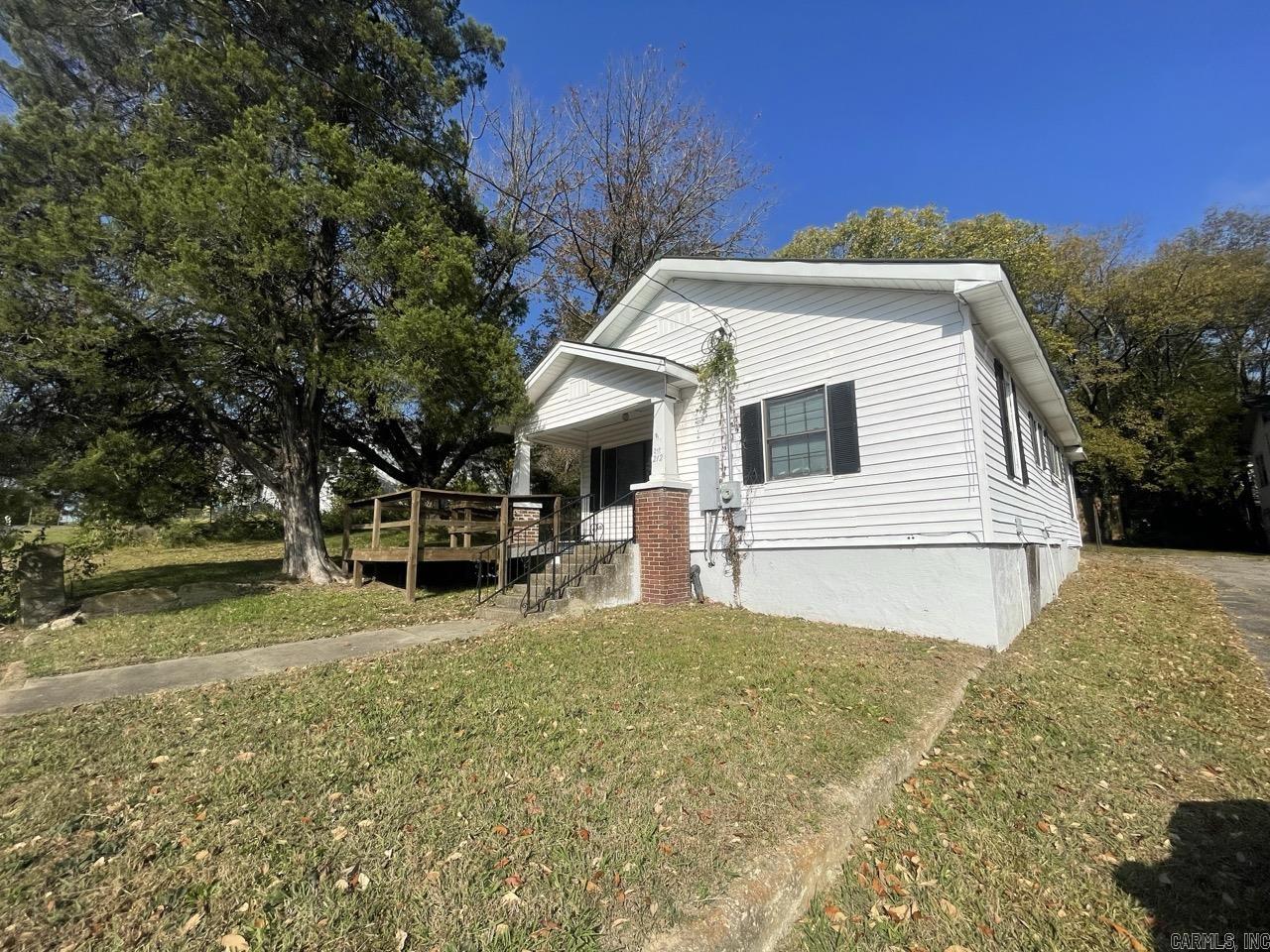 212 Alcorn Street Hot Springs, AR 71901
