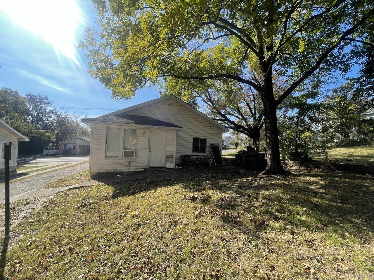 212 Alcorn Street Hot Springs, AR 71901