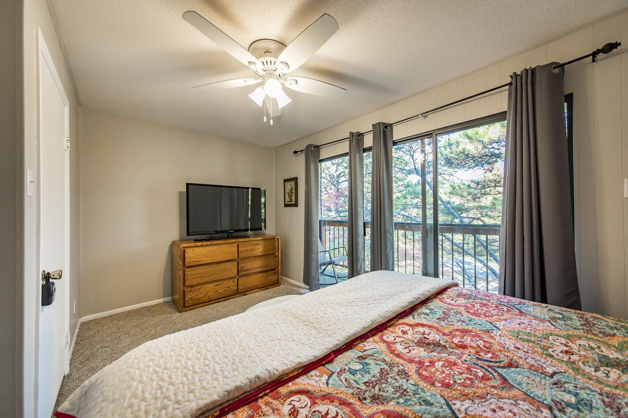 601 Dave Creek Parkway  Fairfield Bay, AR