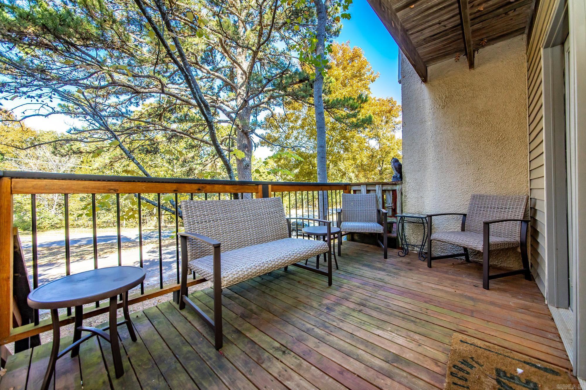 601 Dave Creek Parkway  Fairfield Bay, AR