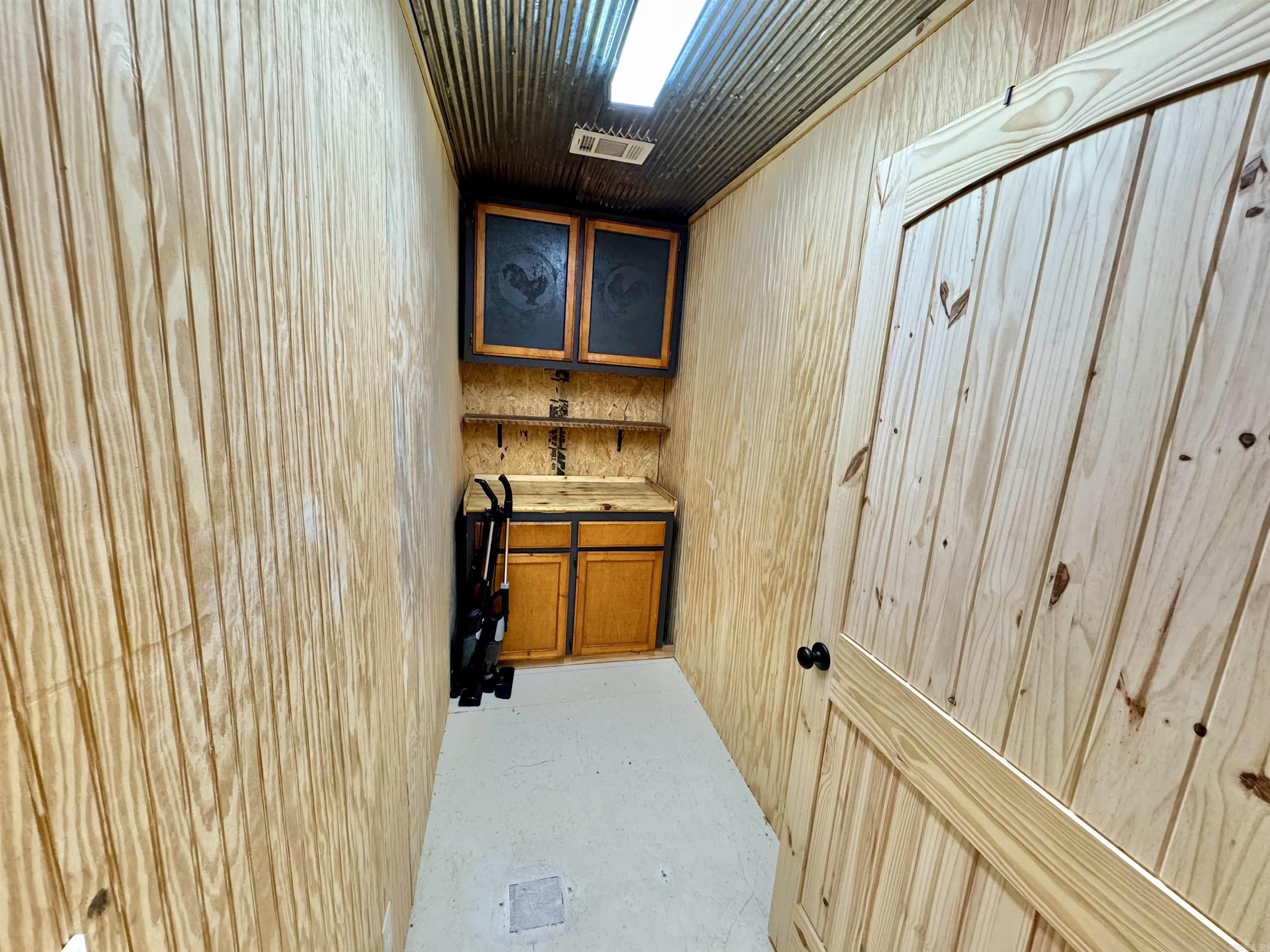 6356 Sunny Fox Rd. Mountain View, AR 72560