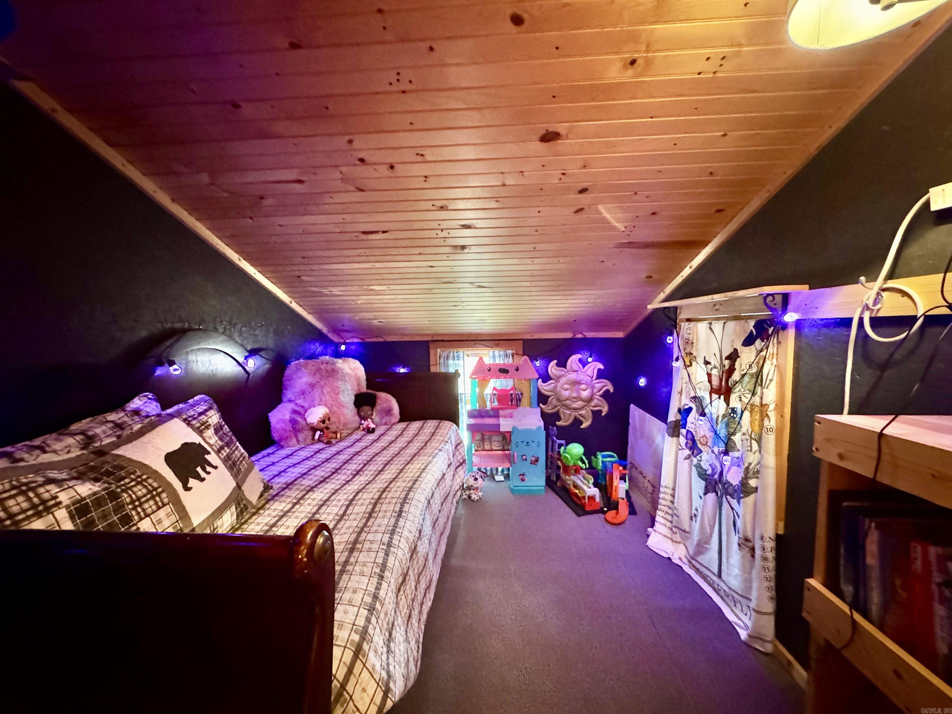 6356 Sunny Fox Rd. Mountain View, AR 72560