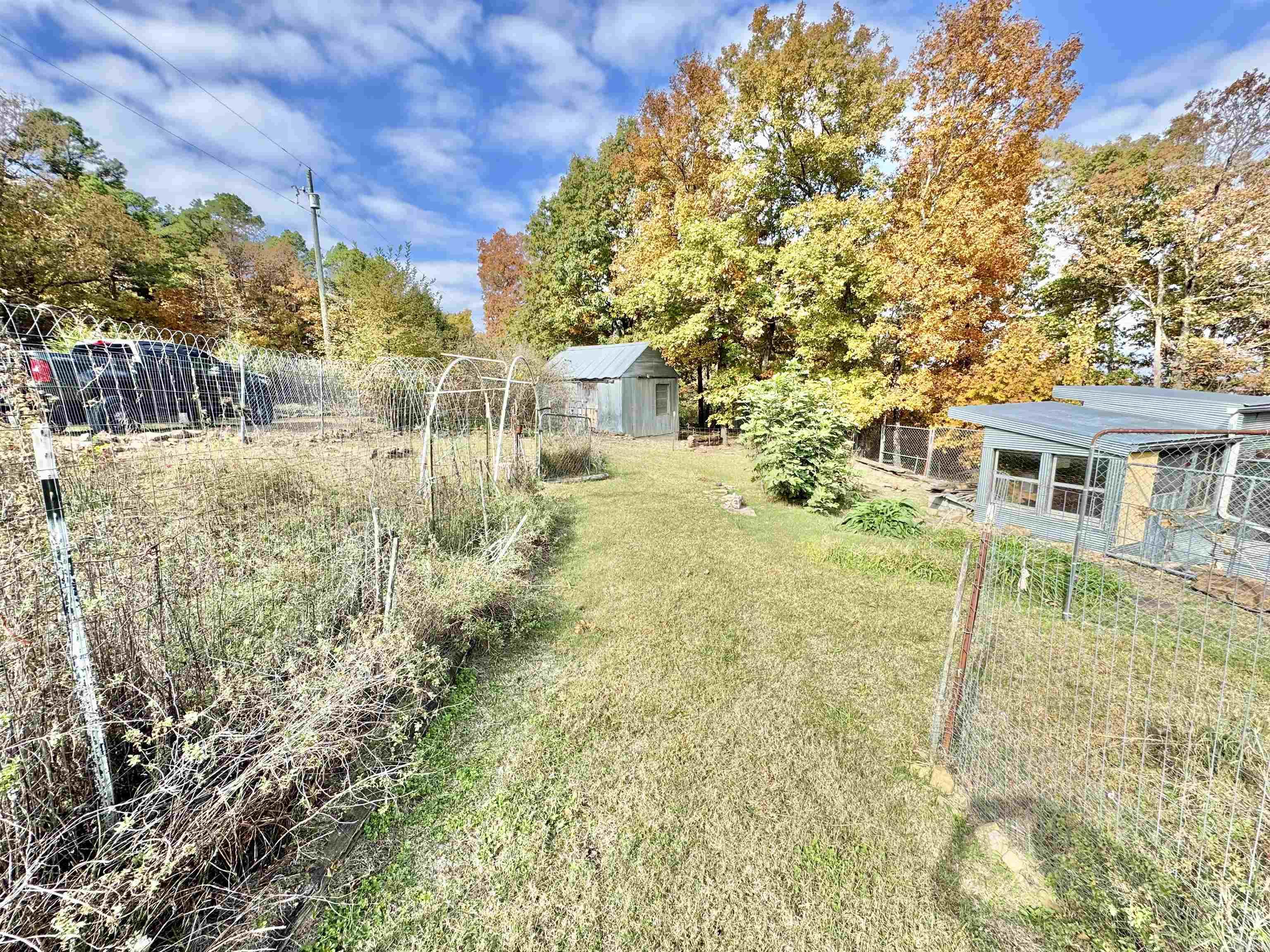 6356 Sunny Fox Rd. Mountain View, AR 72560