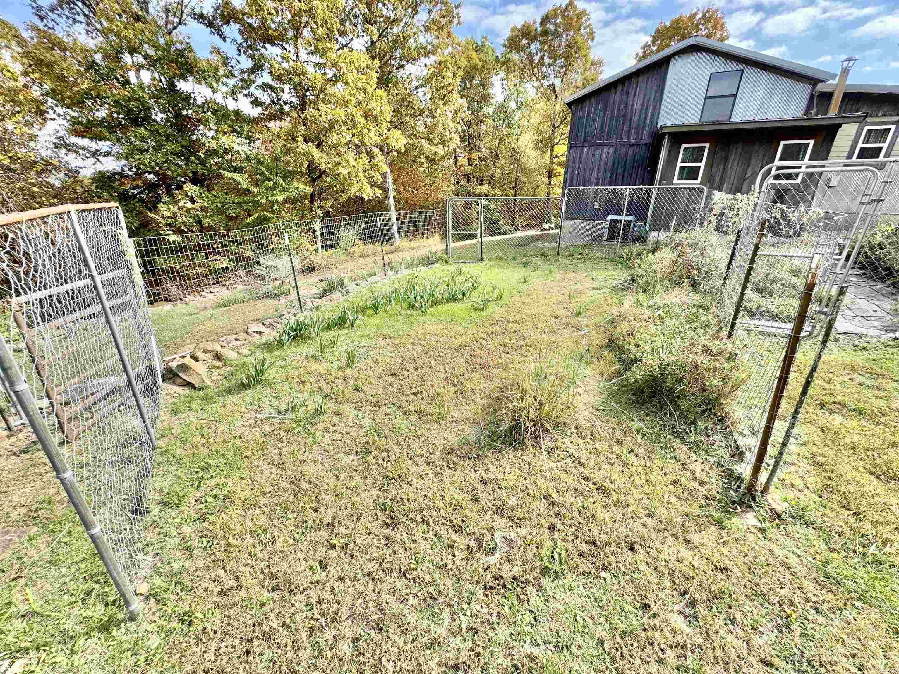 6356 Sunny Fox Rd. Mountain View, AR 72560