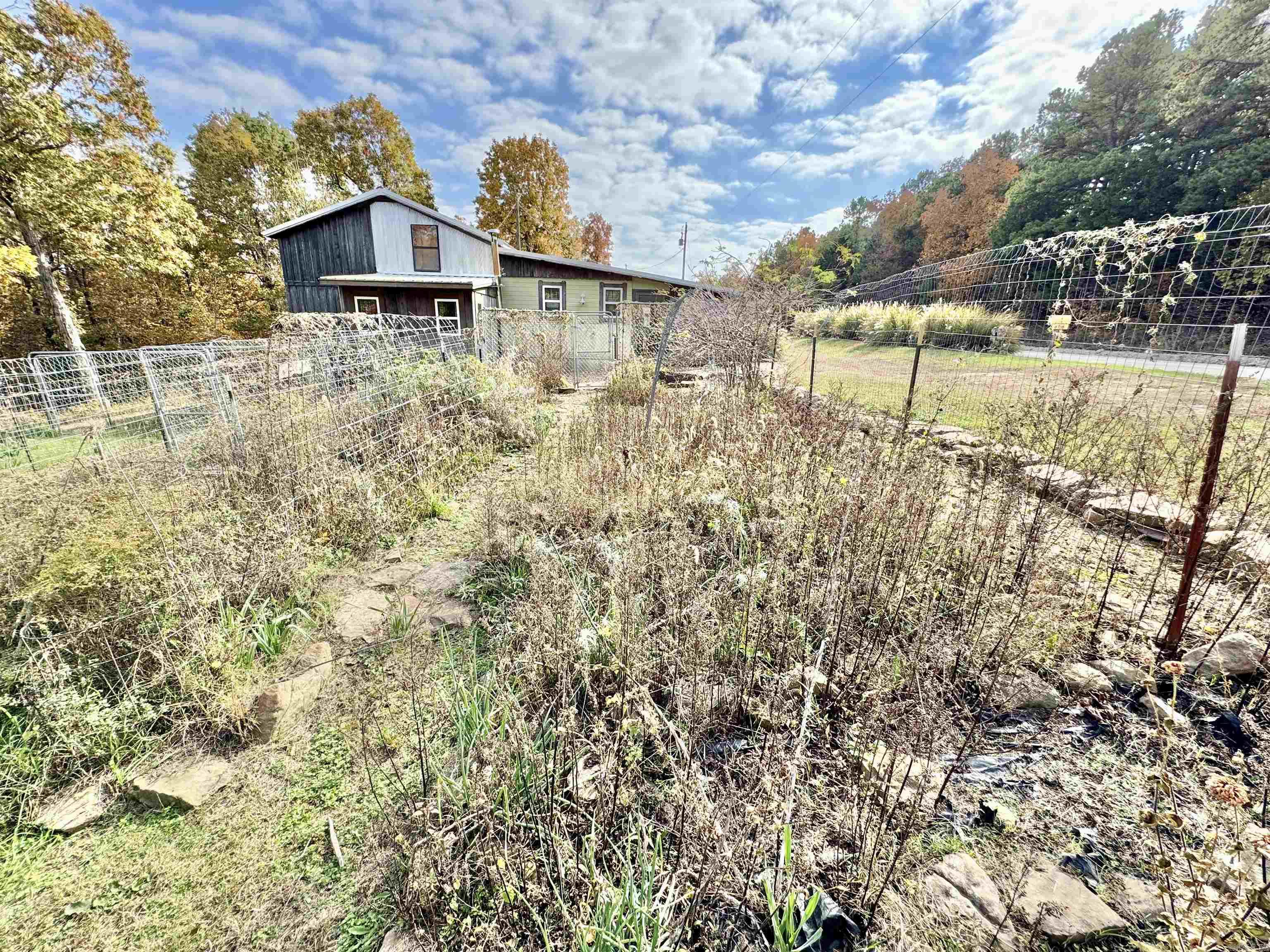 6356 Sunny Fox Rd. Mountain View, AR 72560