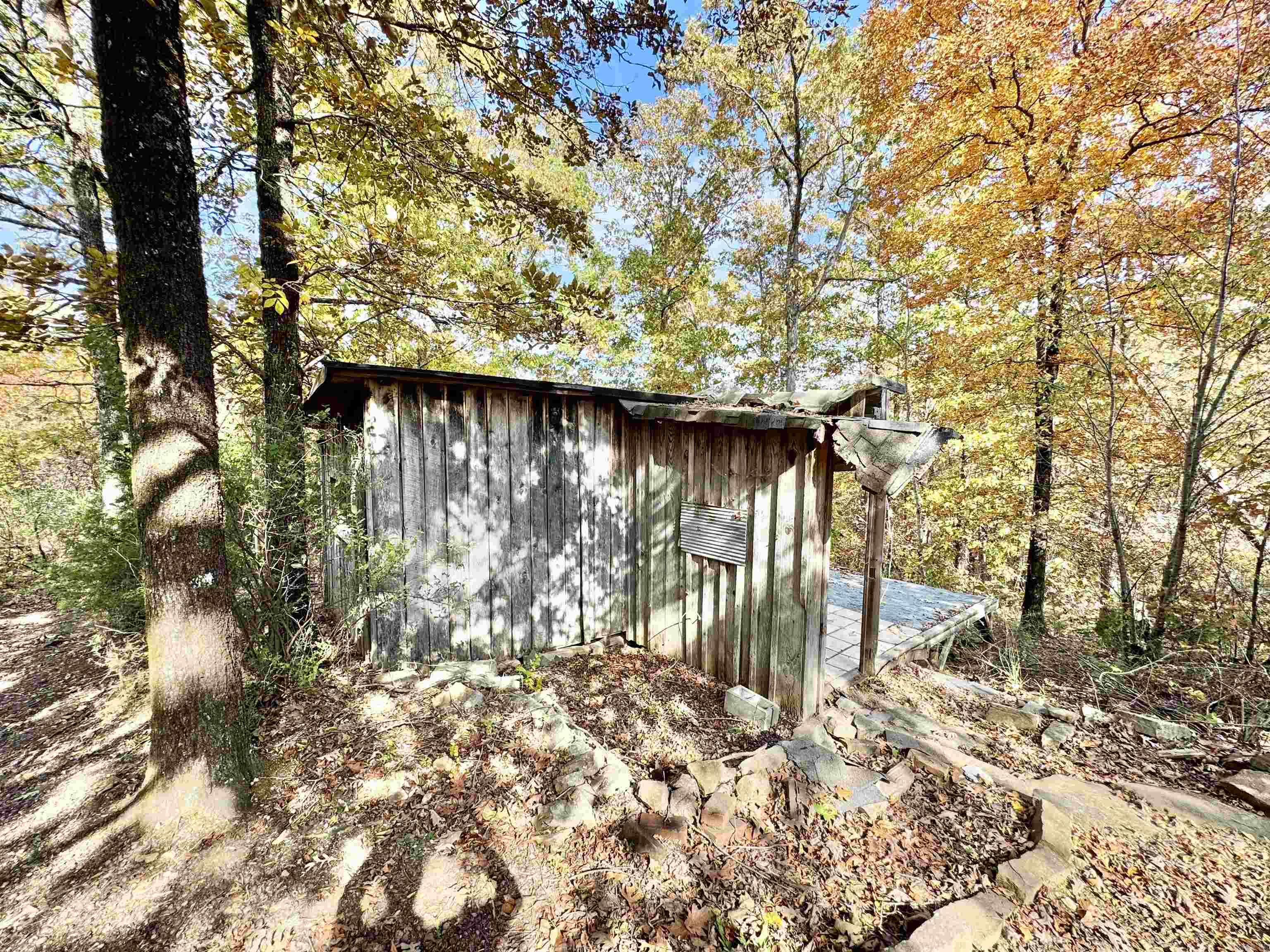 6356 Sunny Fox Rd. Mountain View, AR 72560