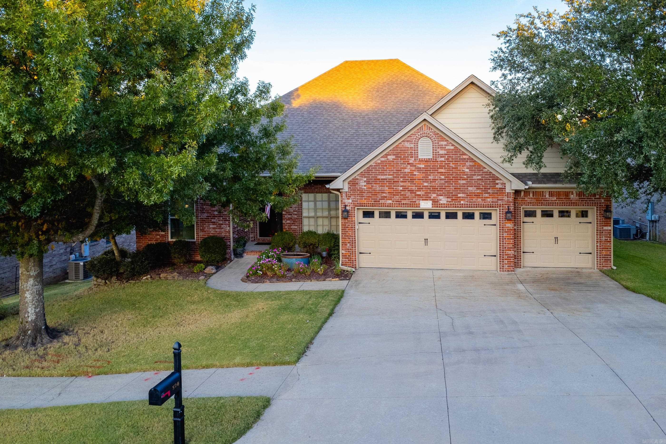 308 Commentry Way Little Rock, AR 72223