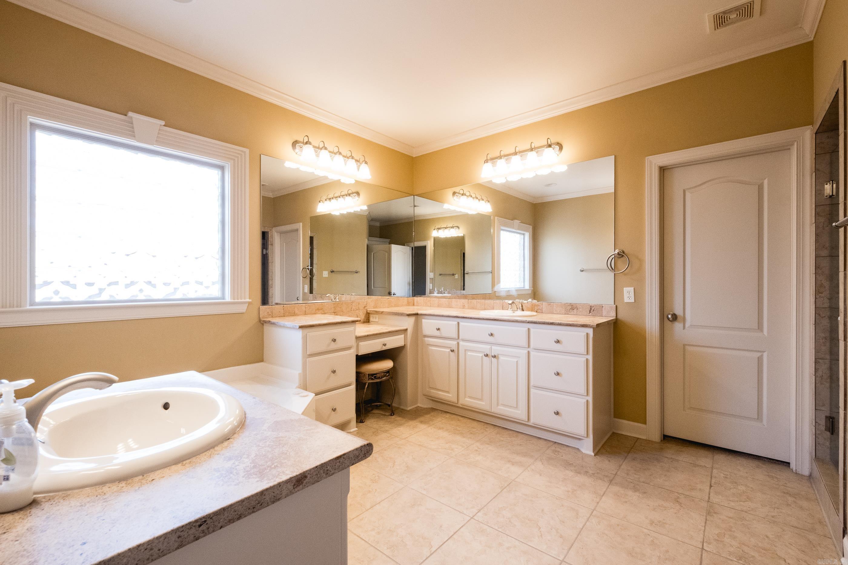 308 Commentry Way Little Rock, AR 72223