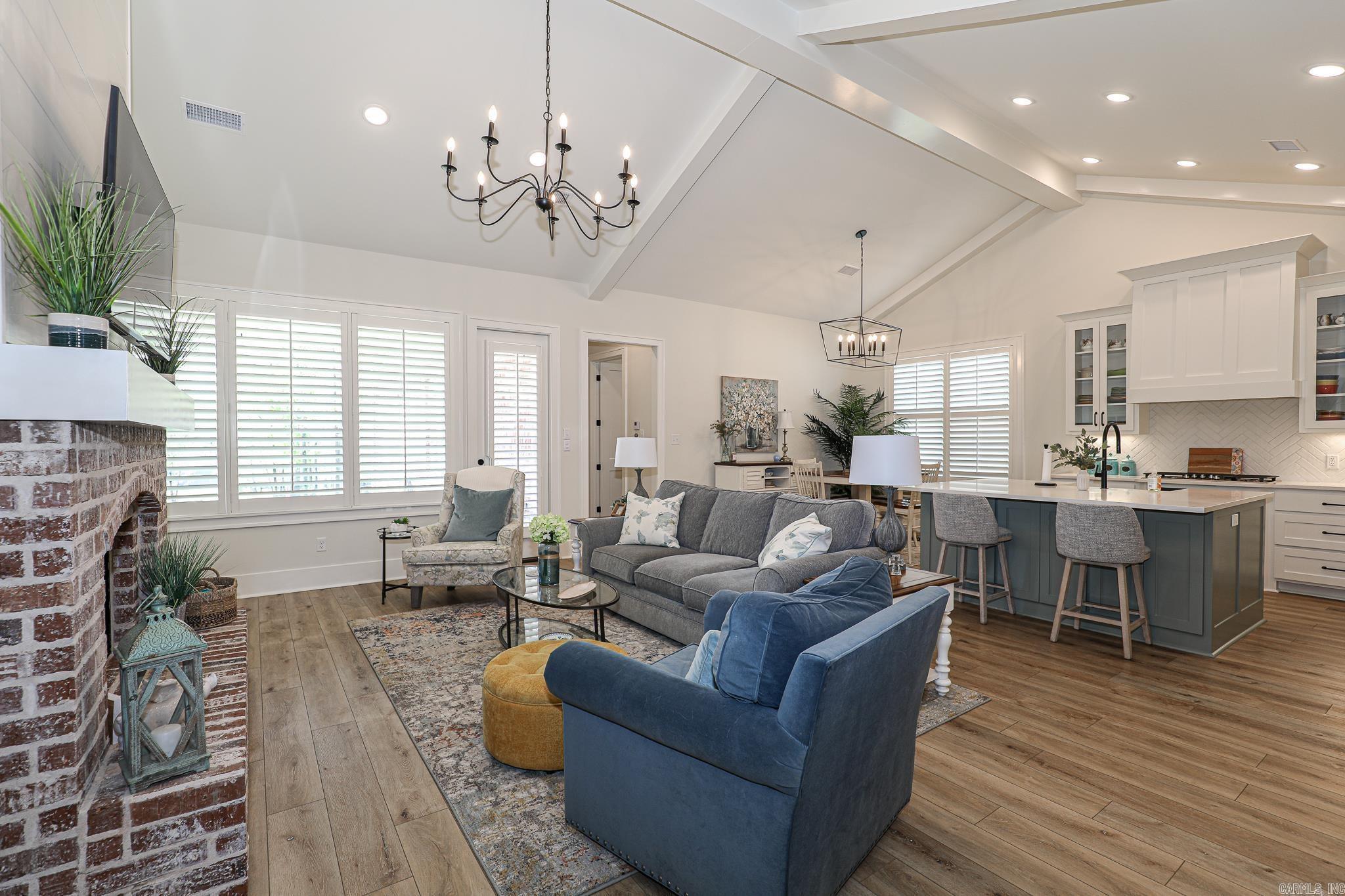 1519 Sawtooth Benton, AR 72019-6025