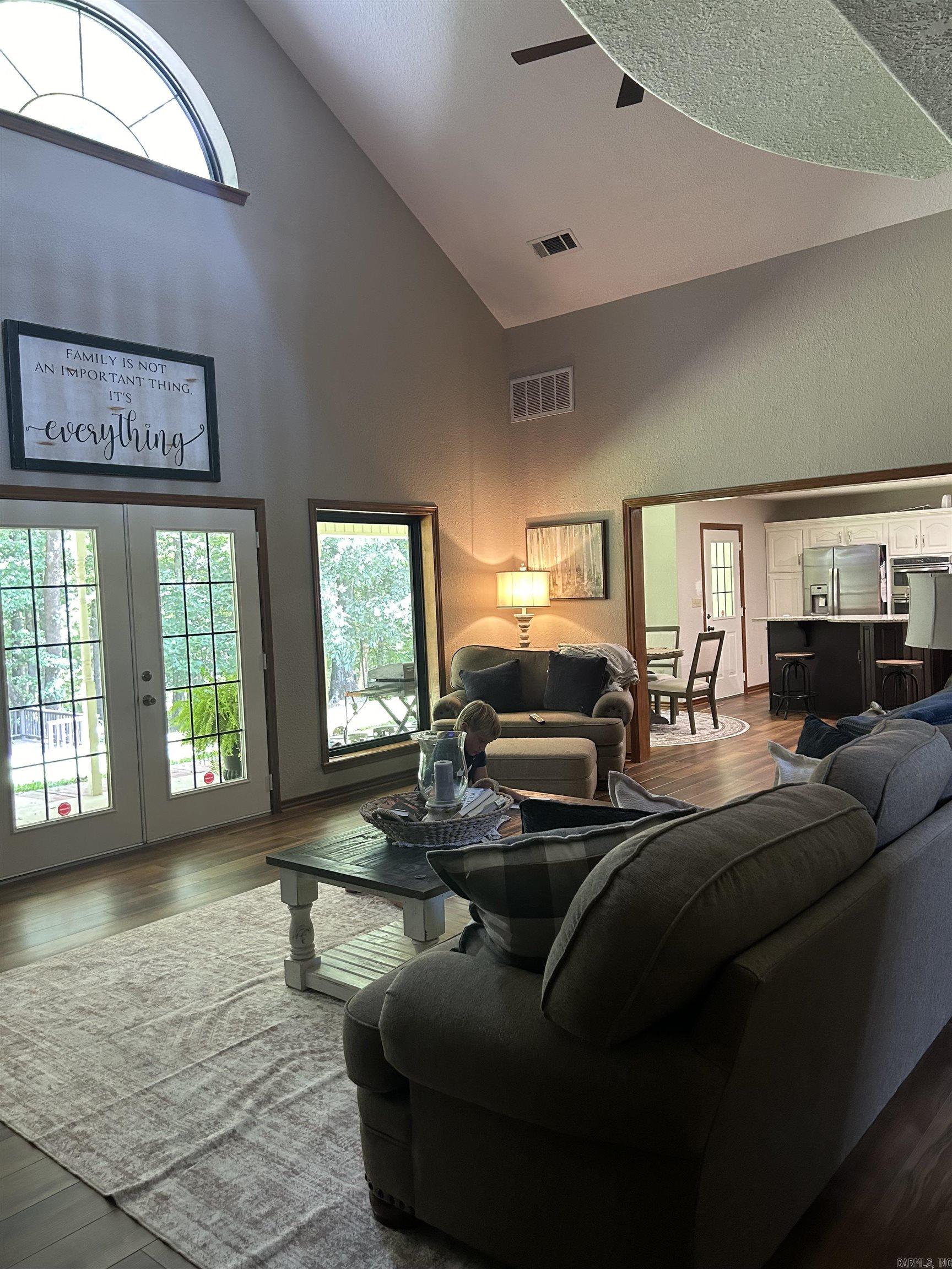 8 Fair Beauty  Nashville, AR