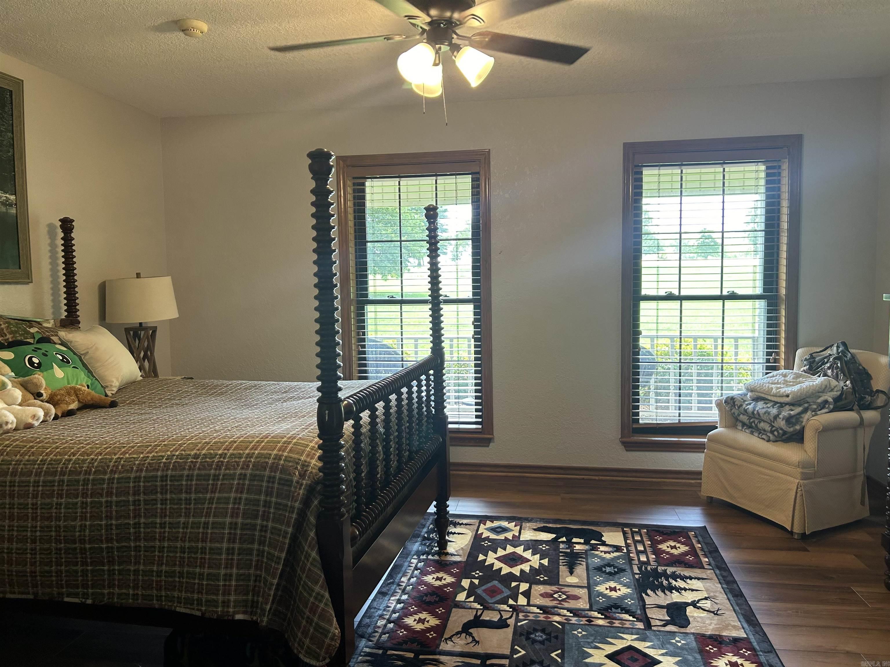 8 Fair Beauty  Nashville, AR