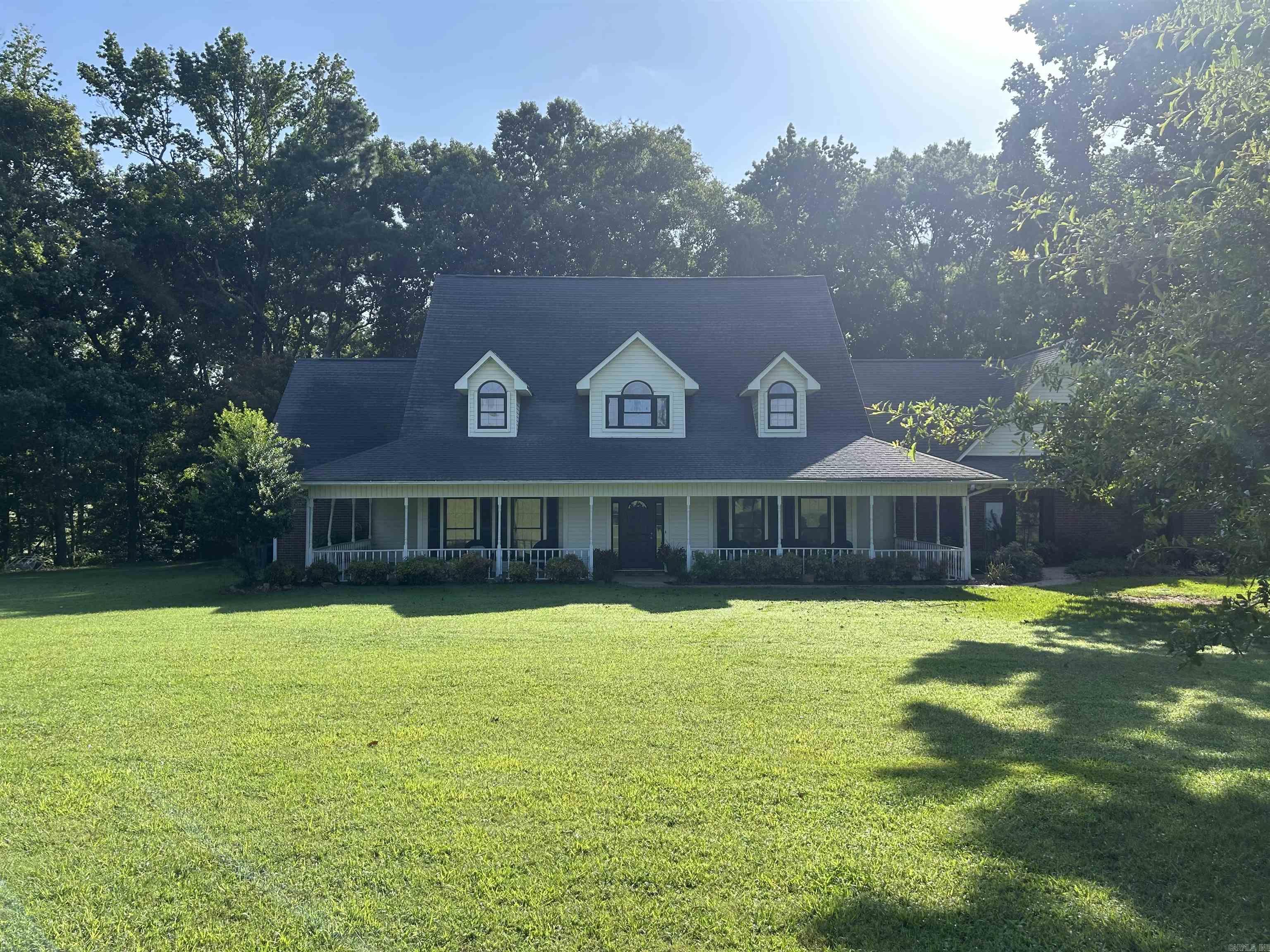 8 Fair Beauty  Nashville, AR