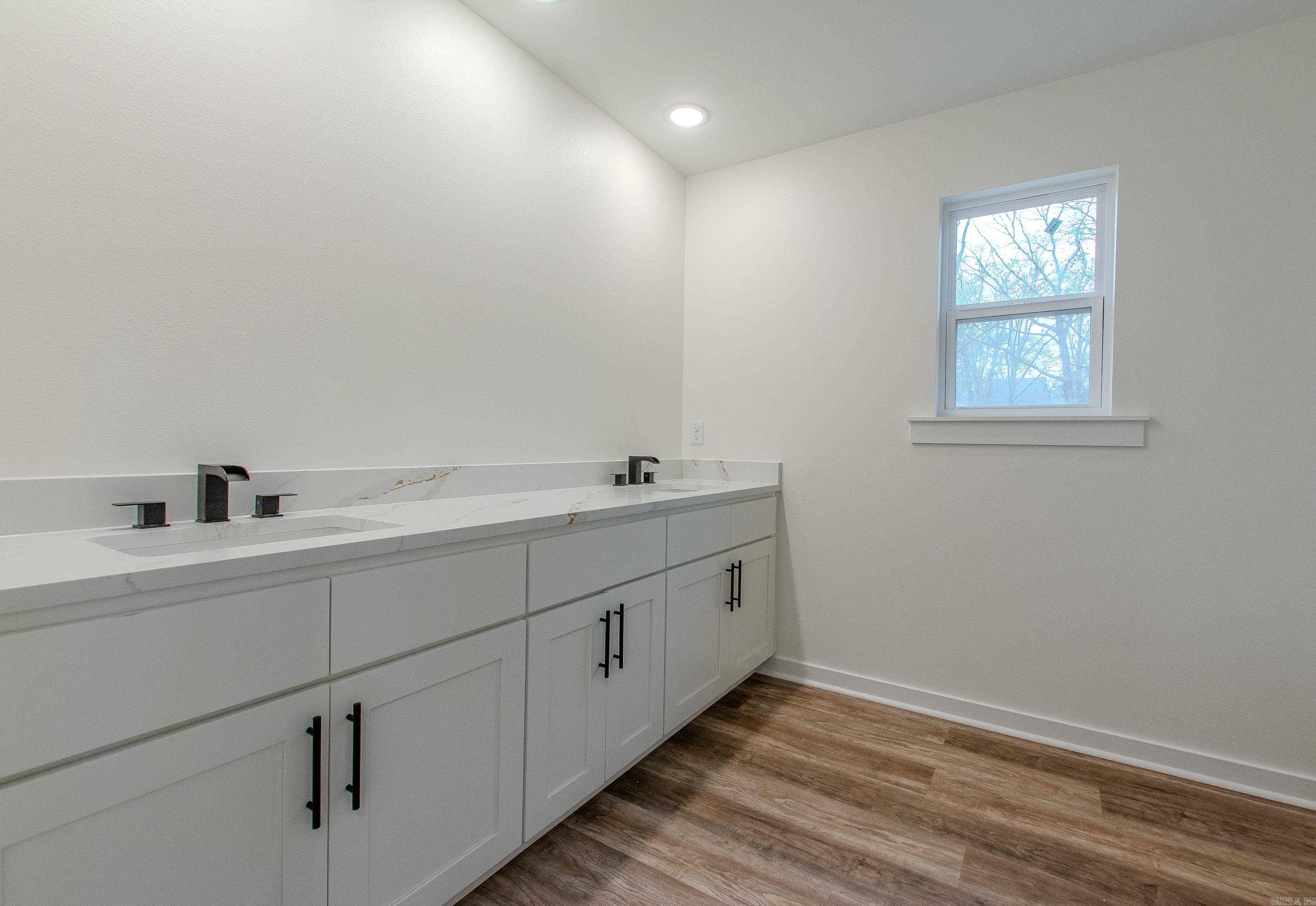 439 Main Street  Bauxite, AR