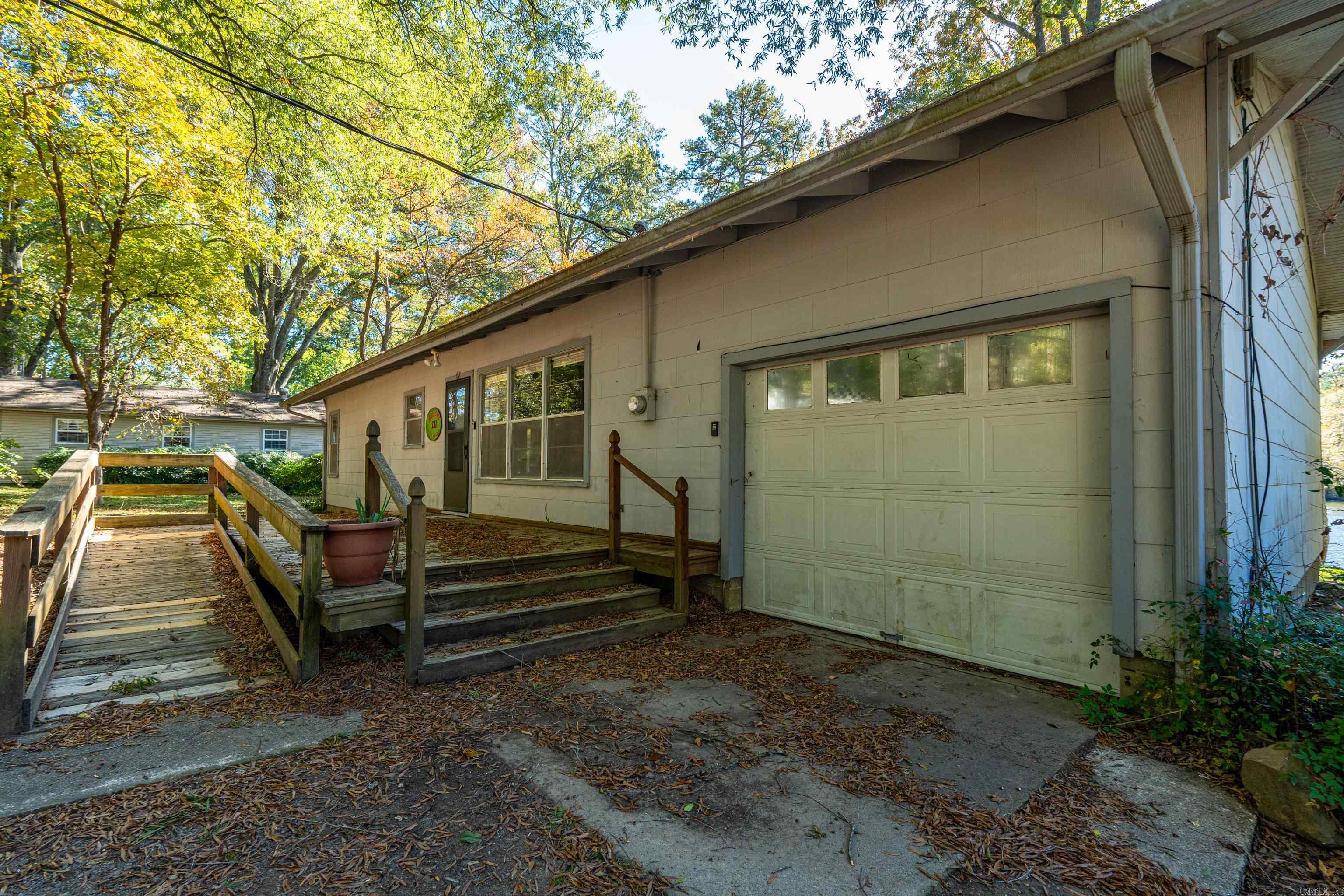 131 Snug Harbor  Hot Springs, AR